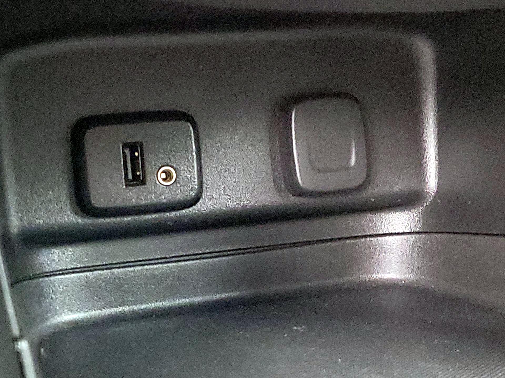 Thumbnail: 2018 Chevrolet Equinox - 18