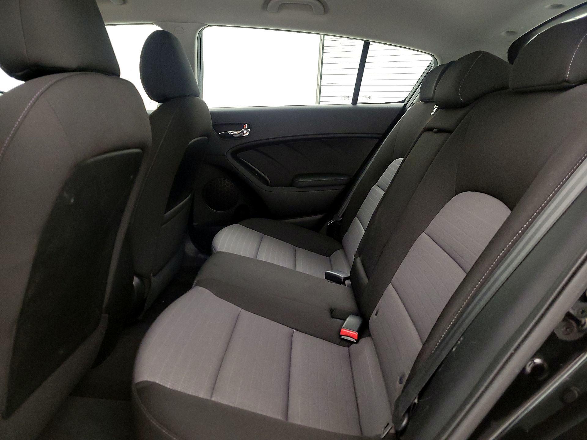 Thumbnail: 2014 Kia Forte - 19