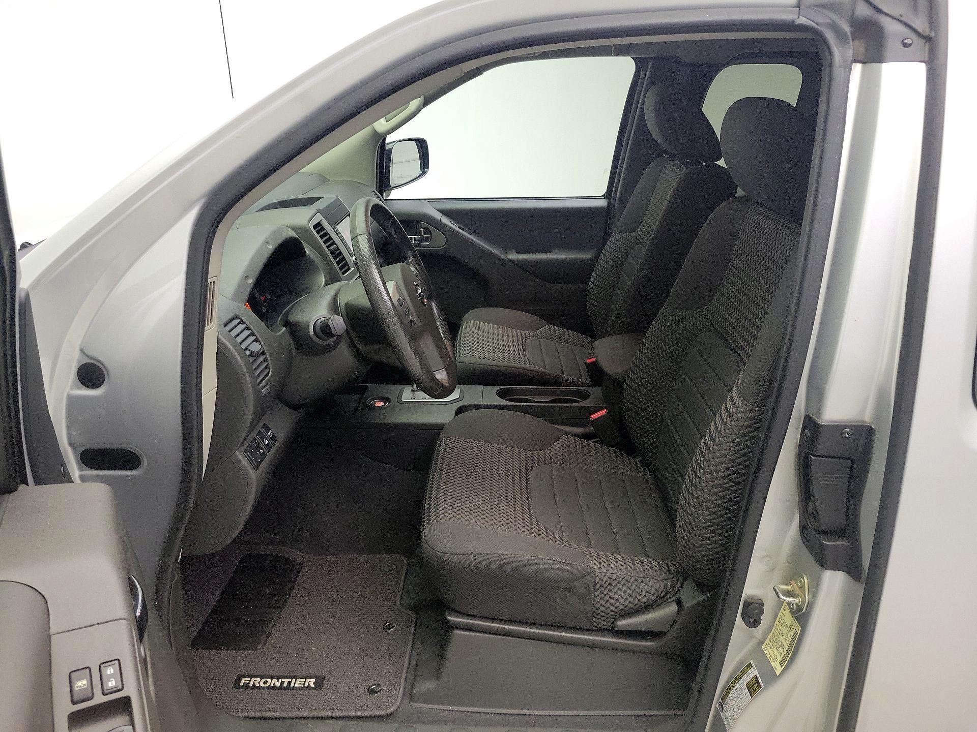 Thumbnail: 2020 Nissan Frontier - 11