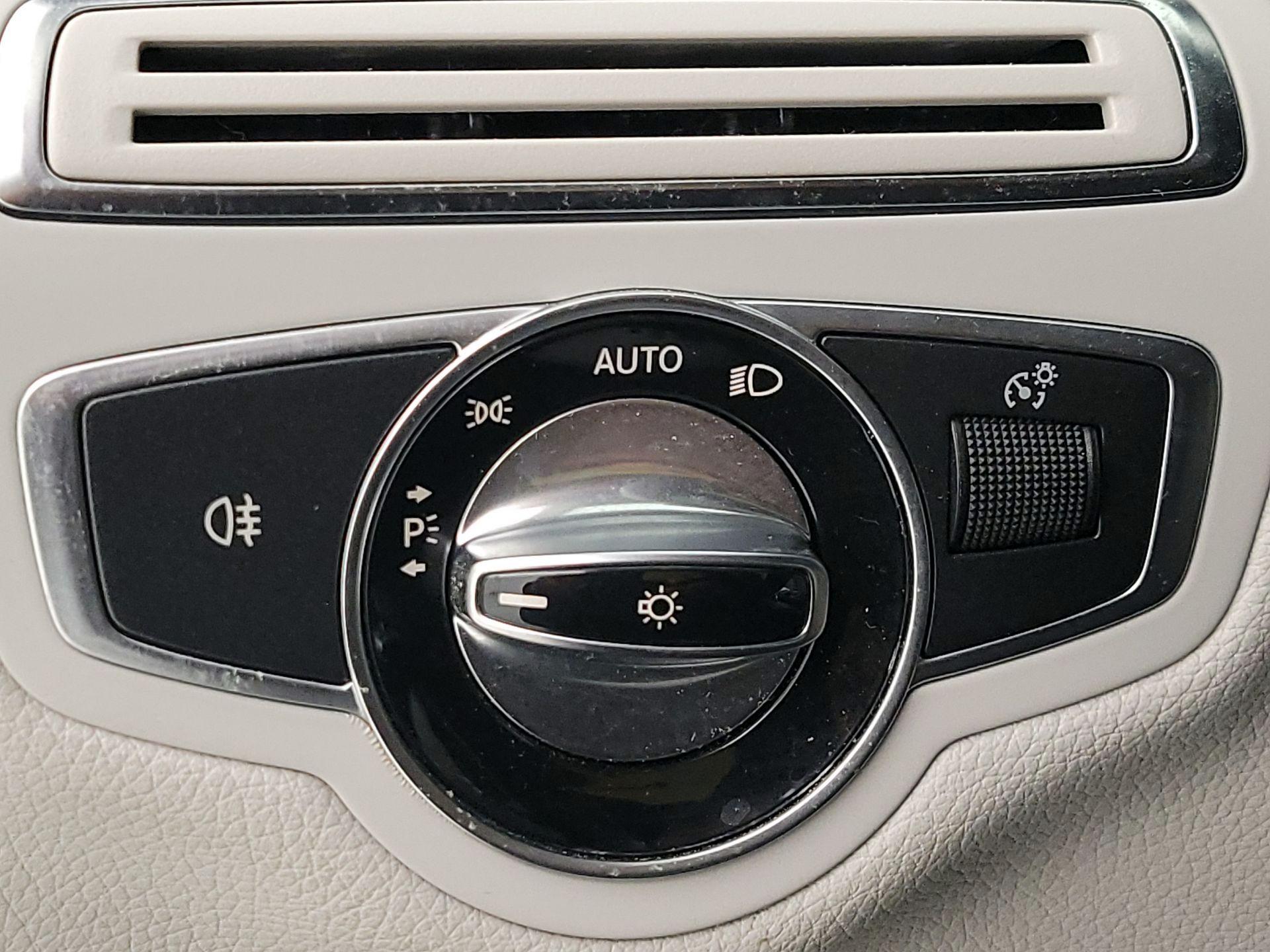 Thumbnail: 2017 Mercedes-Benz C-Class - 13