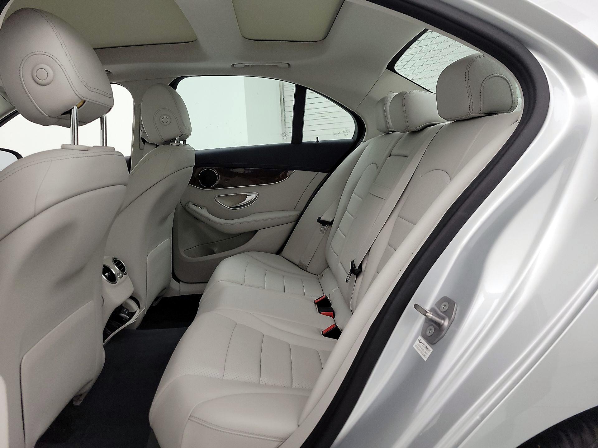 Thumbnail: 2017 Mercedes-Benz C-Class - 20