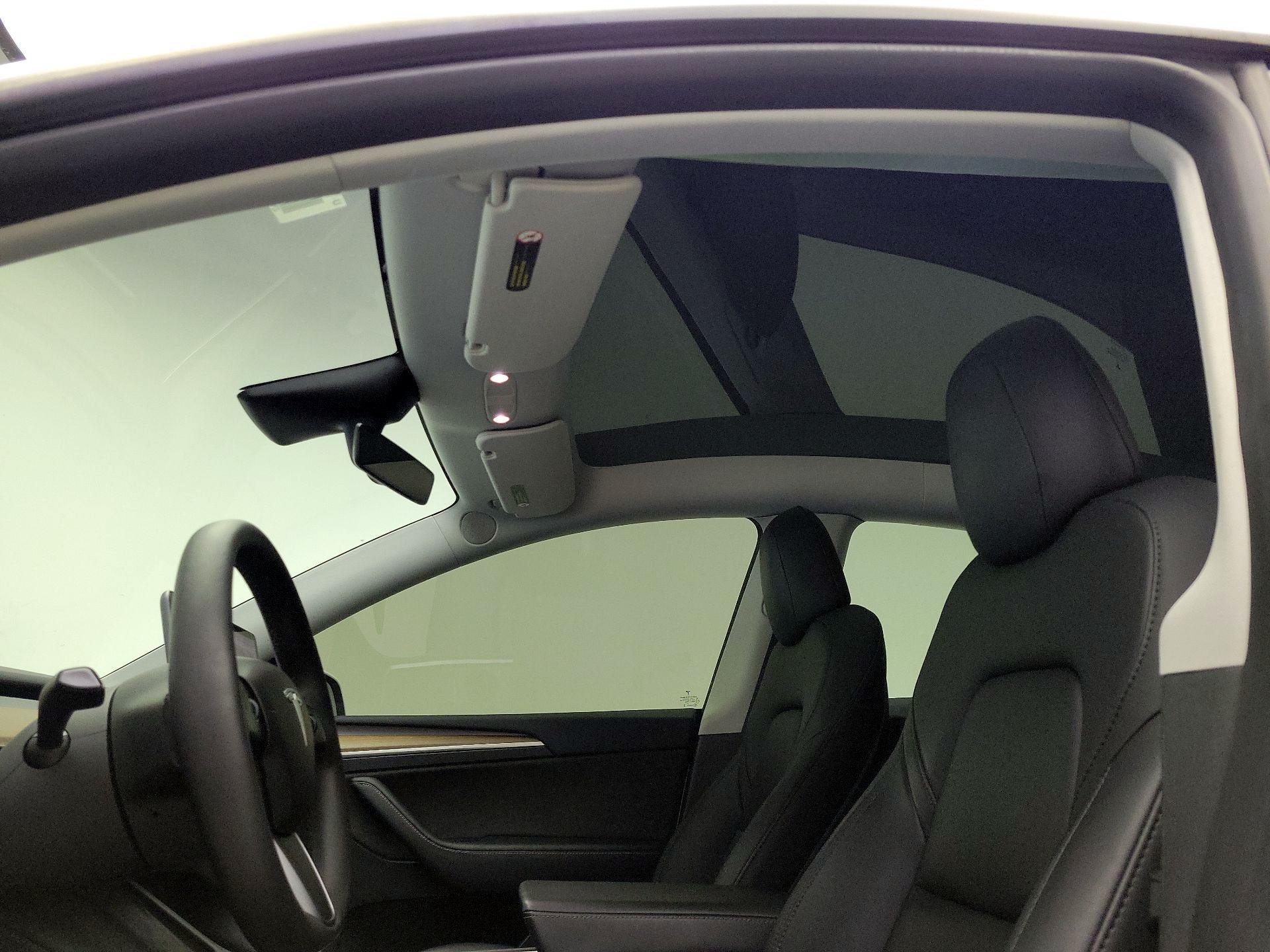 Thumbnail: 2023 Tesla Model Y - 18