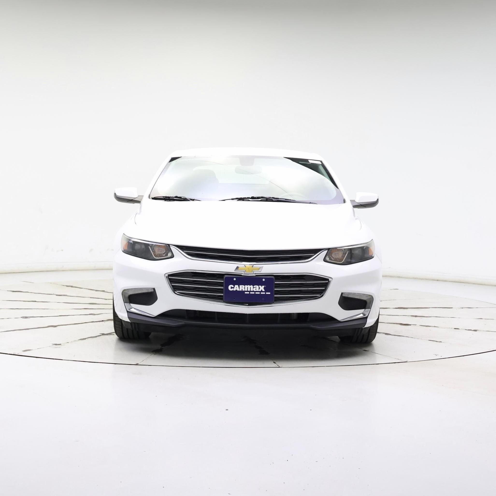 Thumbnail: 2017 Chevrolet Malibu - 5