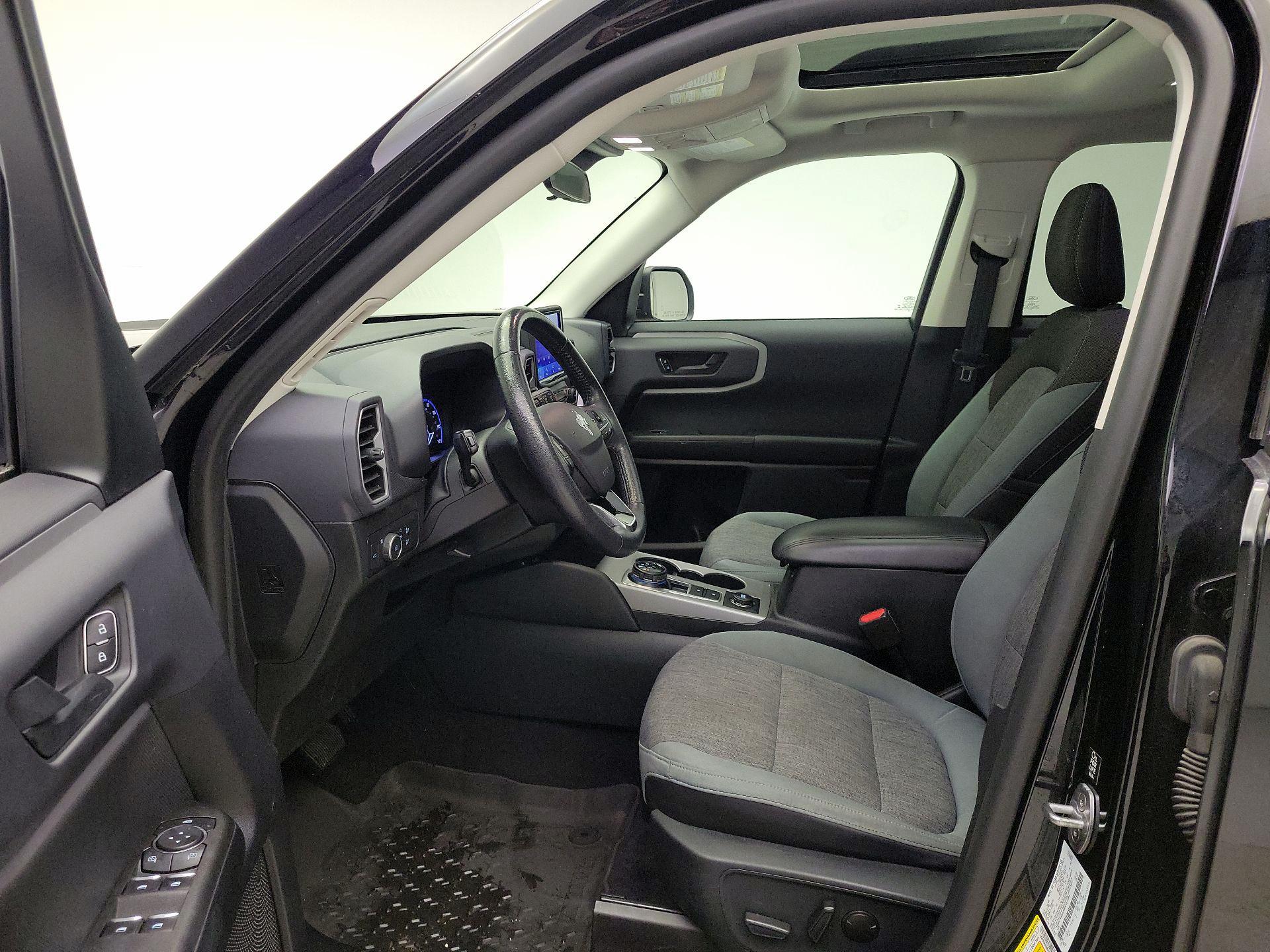 Thumbnail: 2021 Ford Bronco Sport - 11