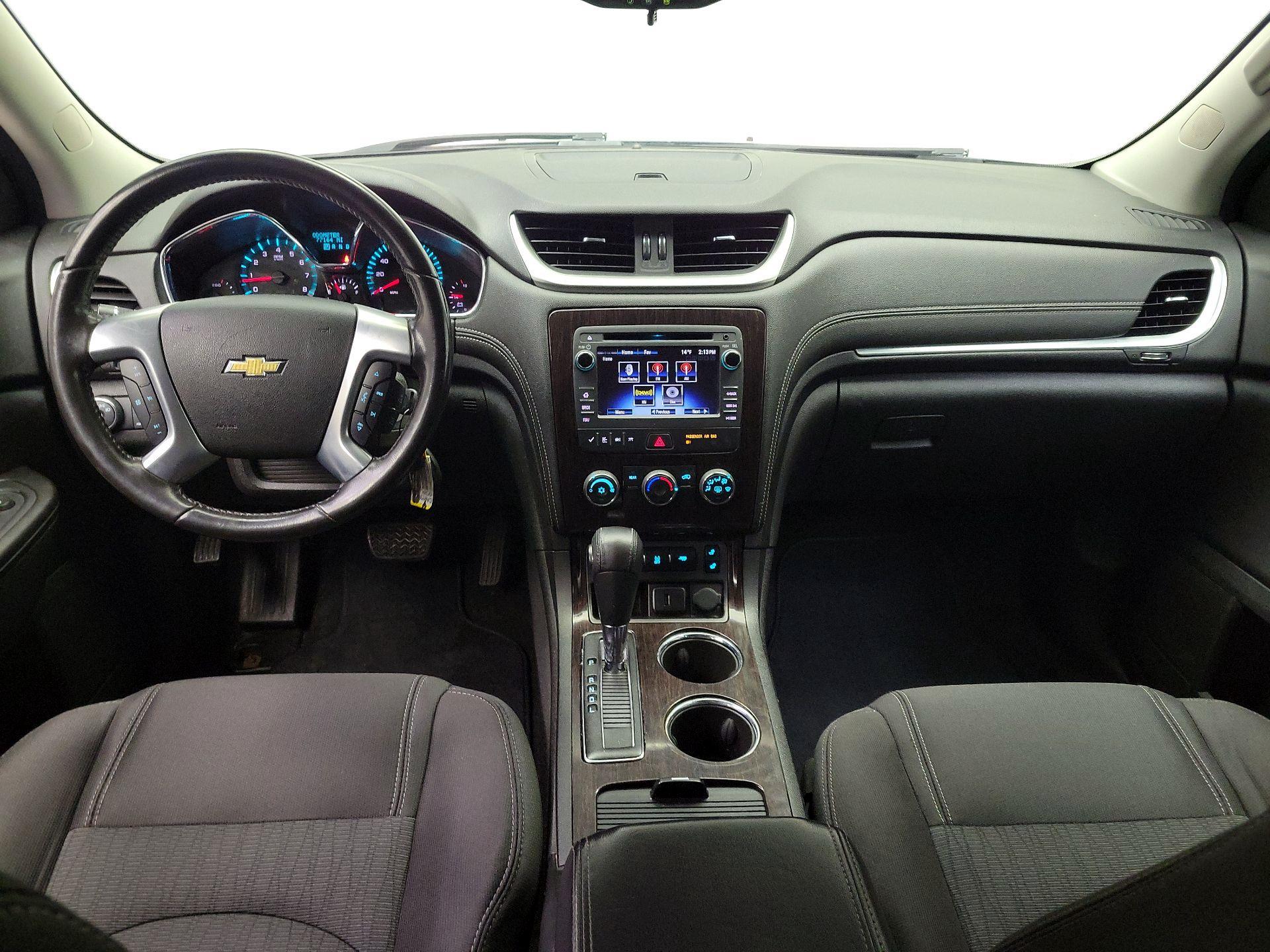 Thumbnail: 2017 Chevrolet Traverse - 9