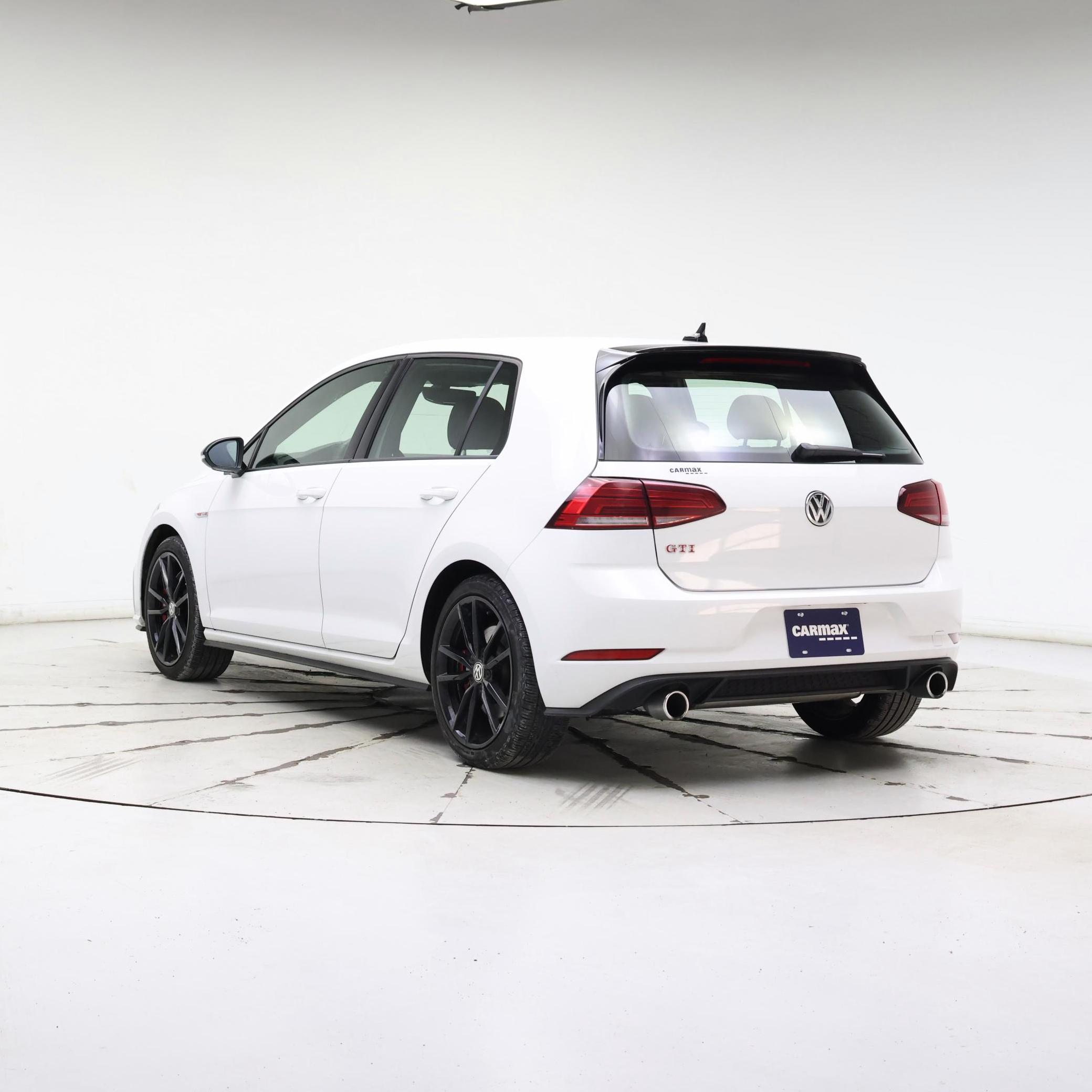 Thumbnail: 2021 Volkswagen Golf - 2