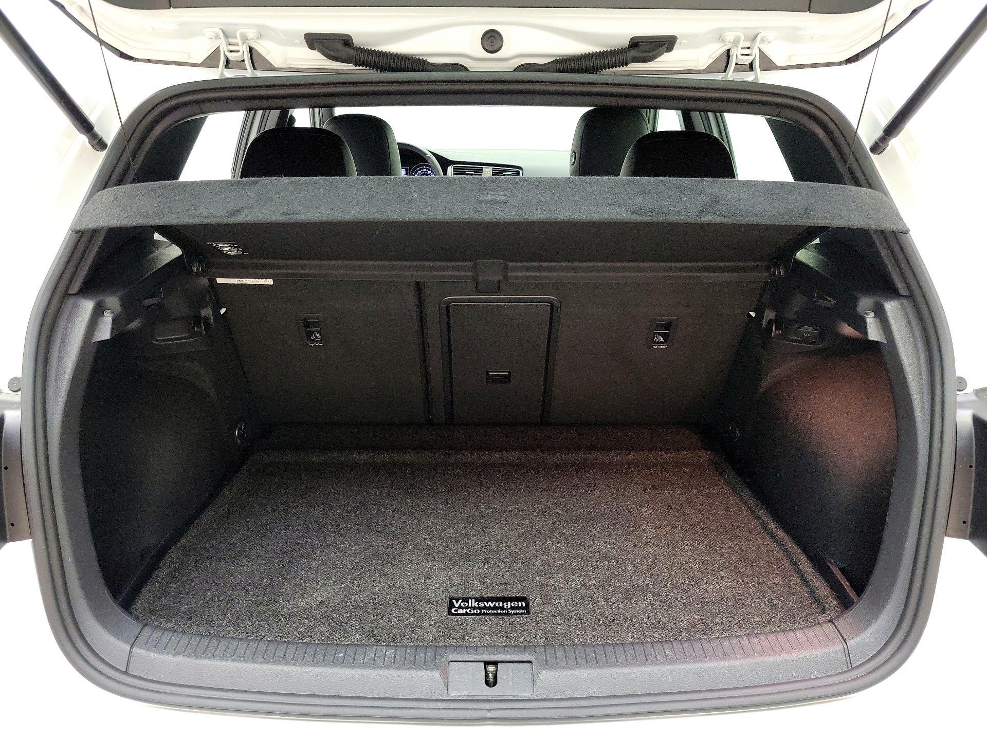 Thumbnail: 2021 Volkswagen Golf - 20