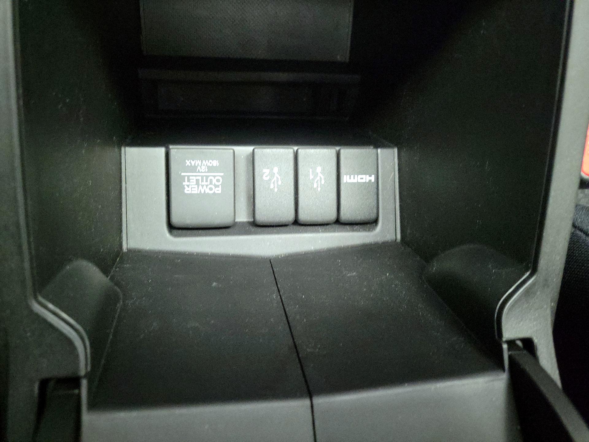 Thumbnail: 2015 Honda CR-V - 18