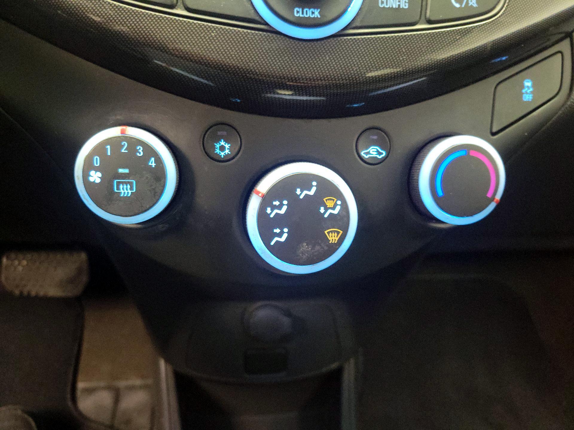 Thumbnail: 2014 Chevrolet Spark - 14