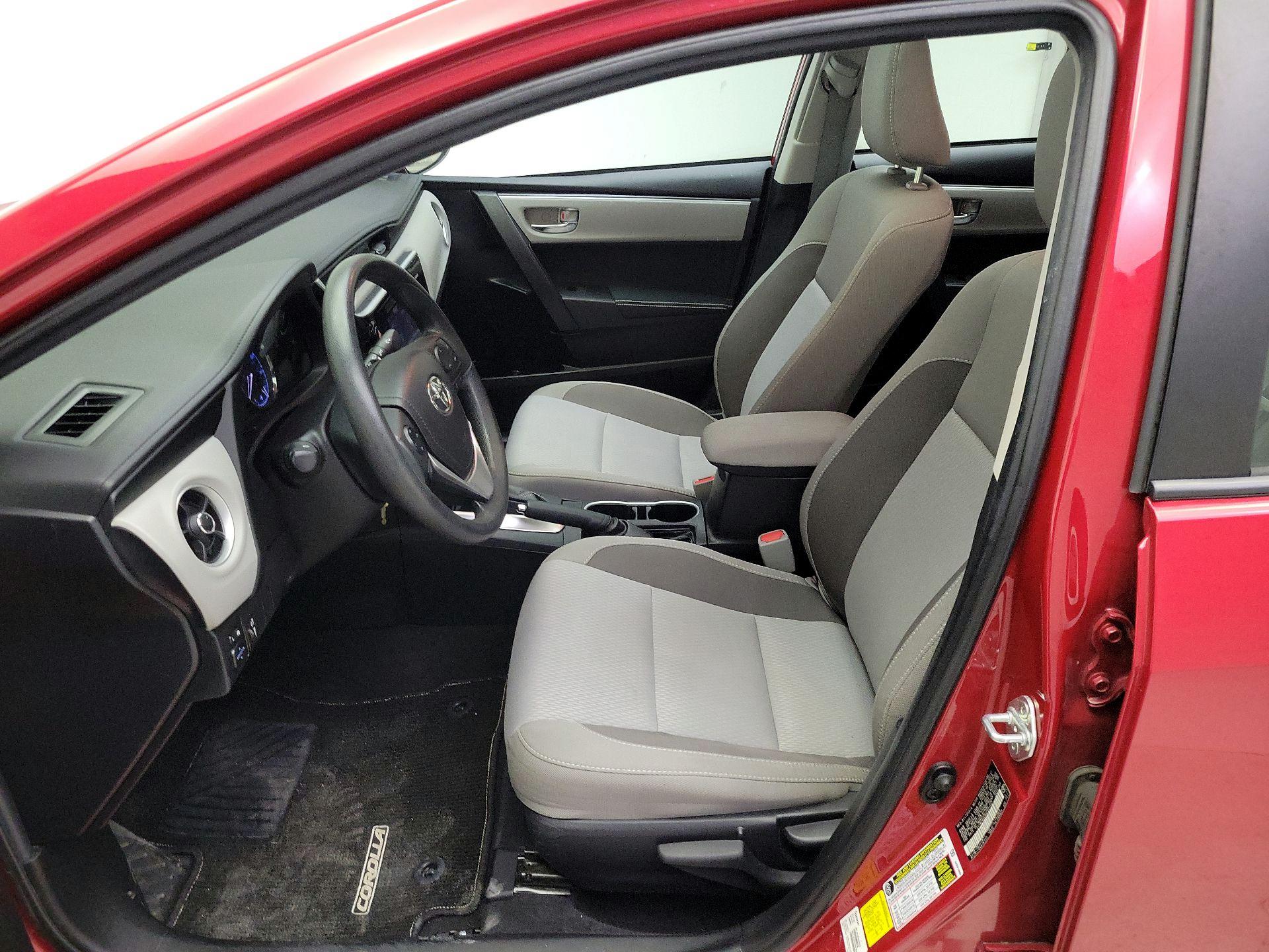 Thumbnail: 2017 Toyota Corolla - 11