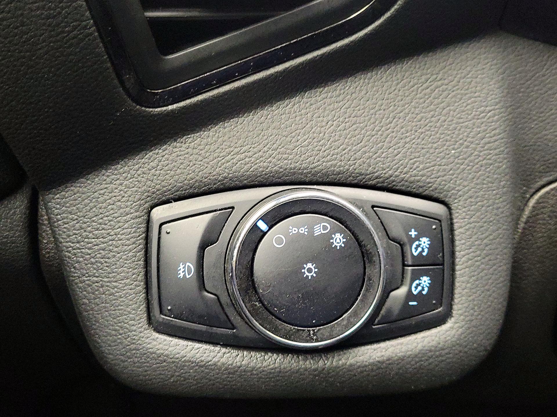 Thumbnail: 2014 Ford Escape - 13