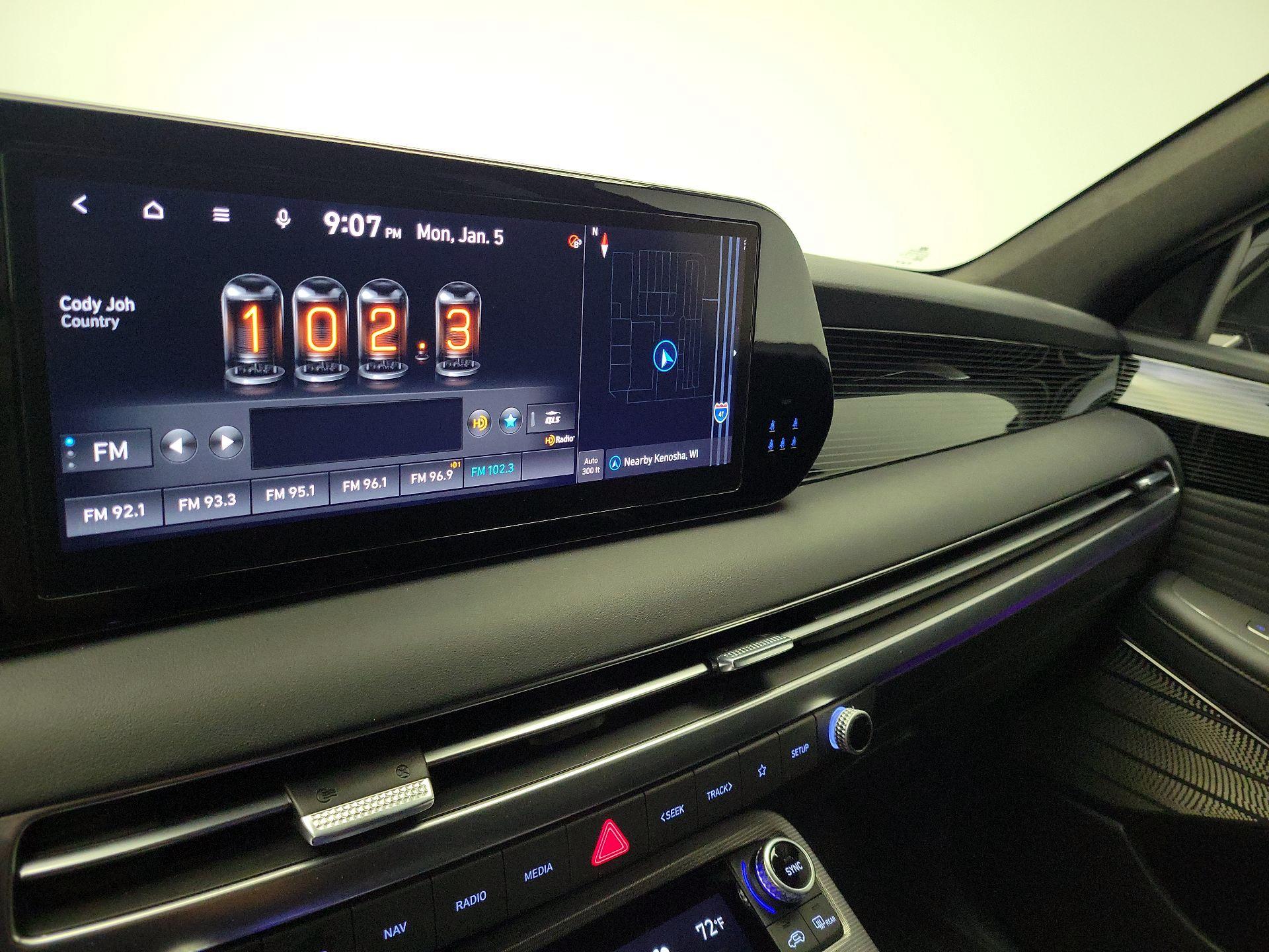 Thumbnail: 2023 Hyundai Palisade - 16