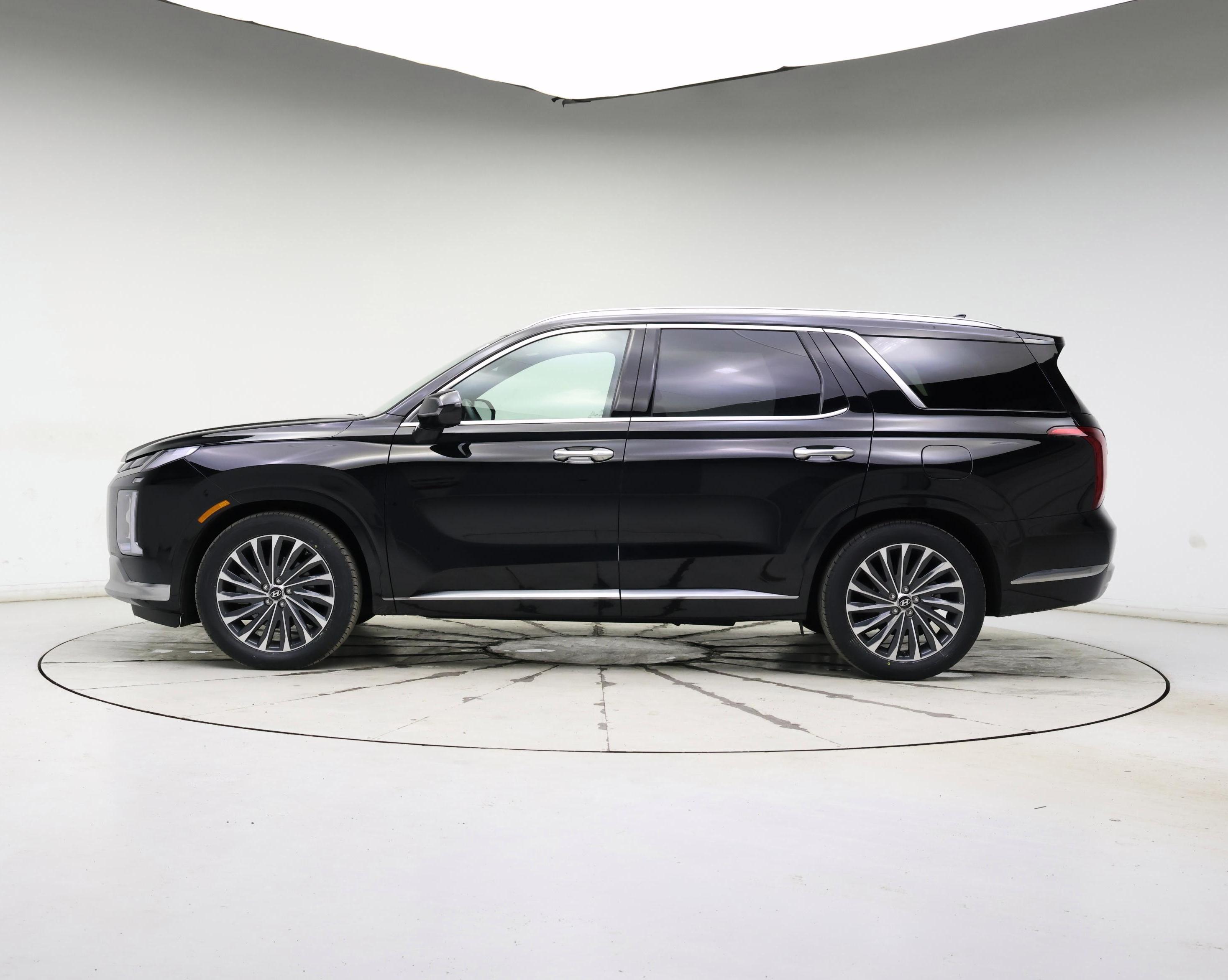 Thumbnail: 2023 Hyundai Palisade - 3