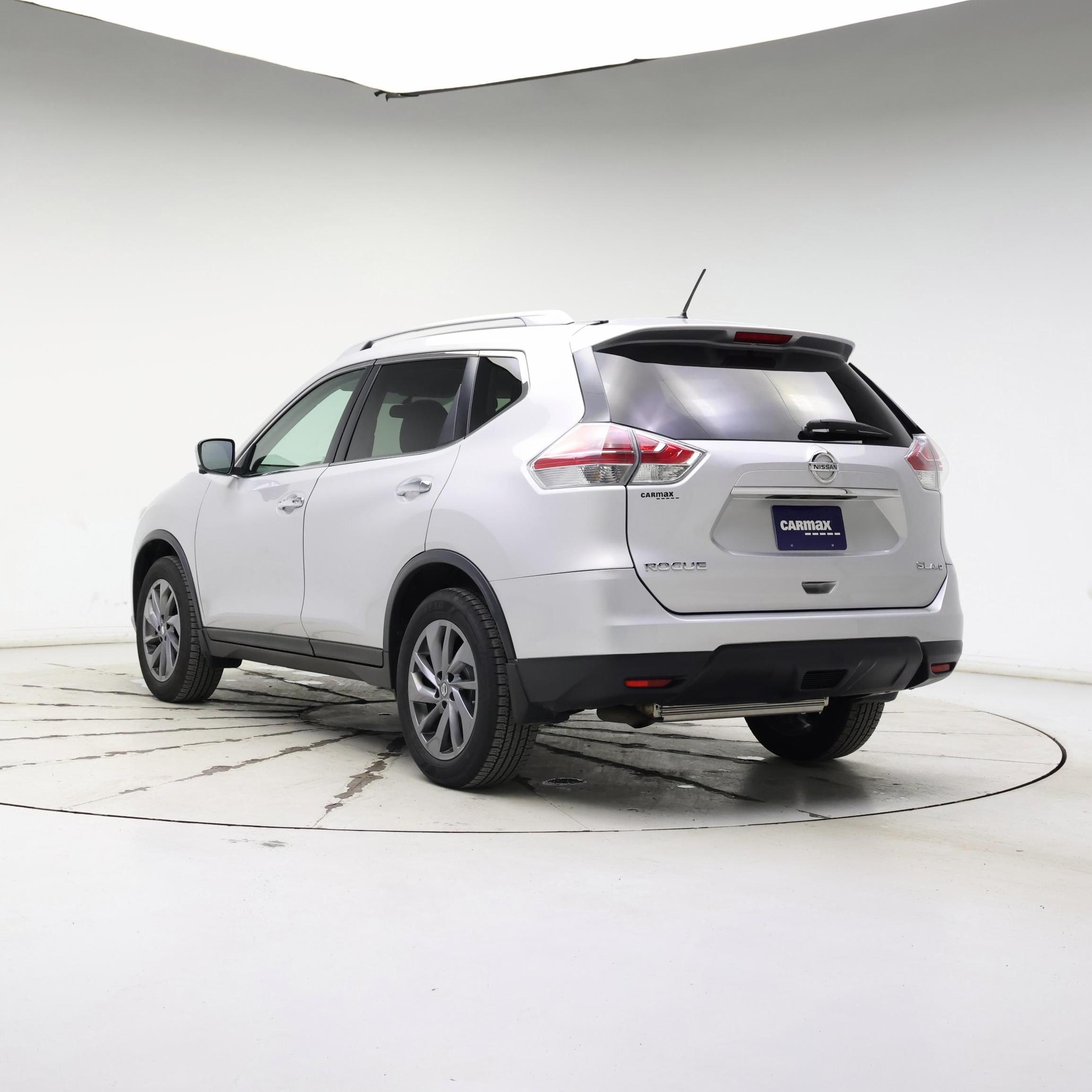 Thumbnail: 2016 Nissan Rogue - 2