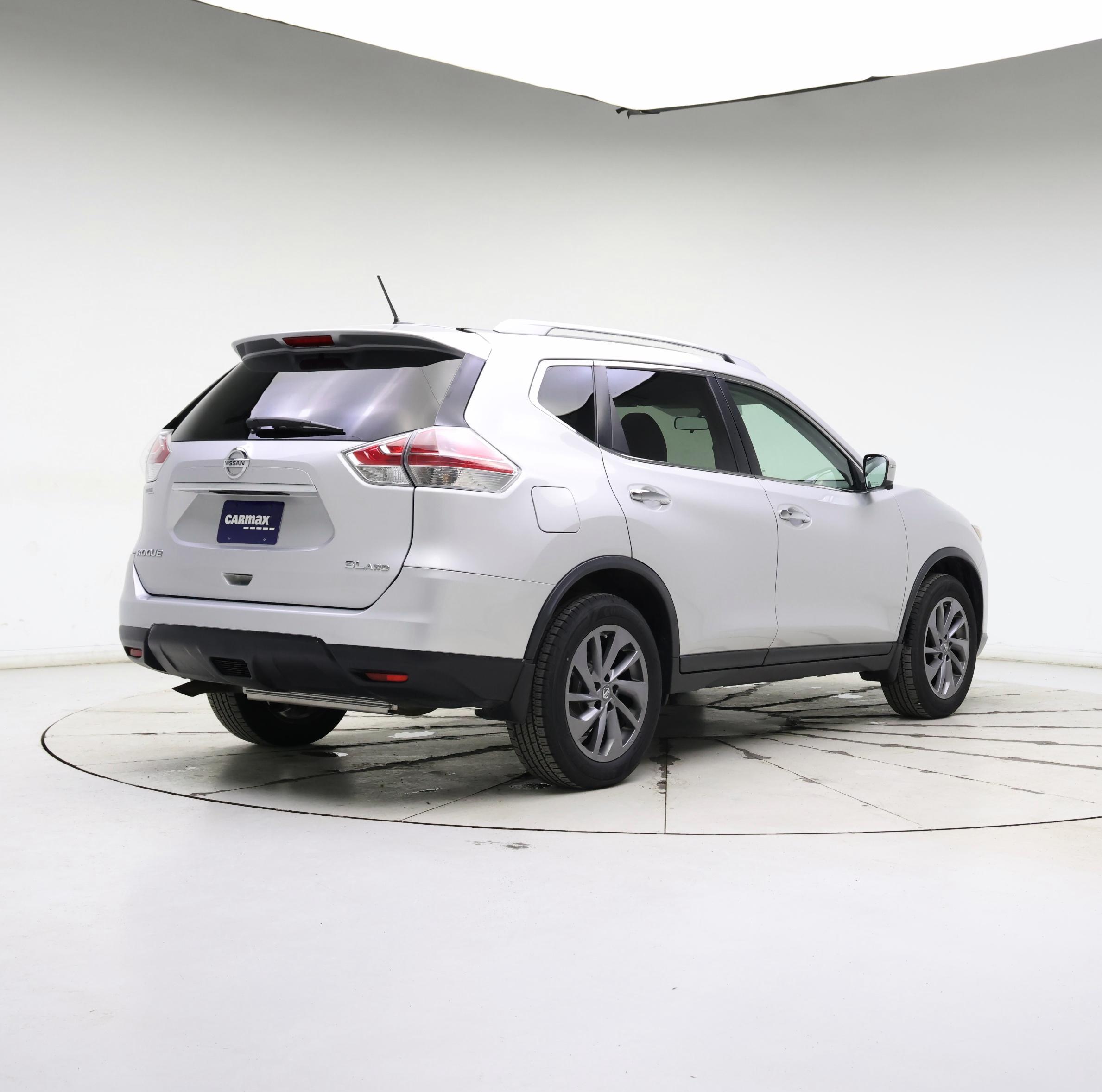 Thumbnail: 2016 Nissan Rogue - 8
