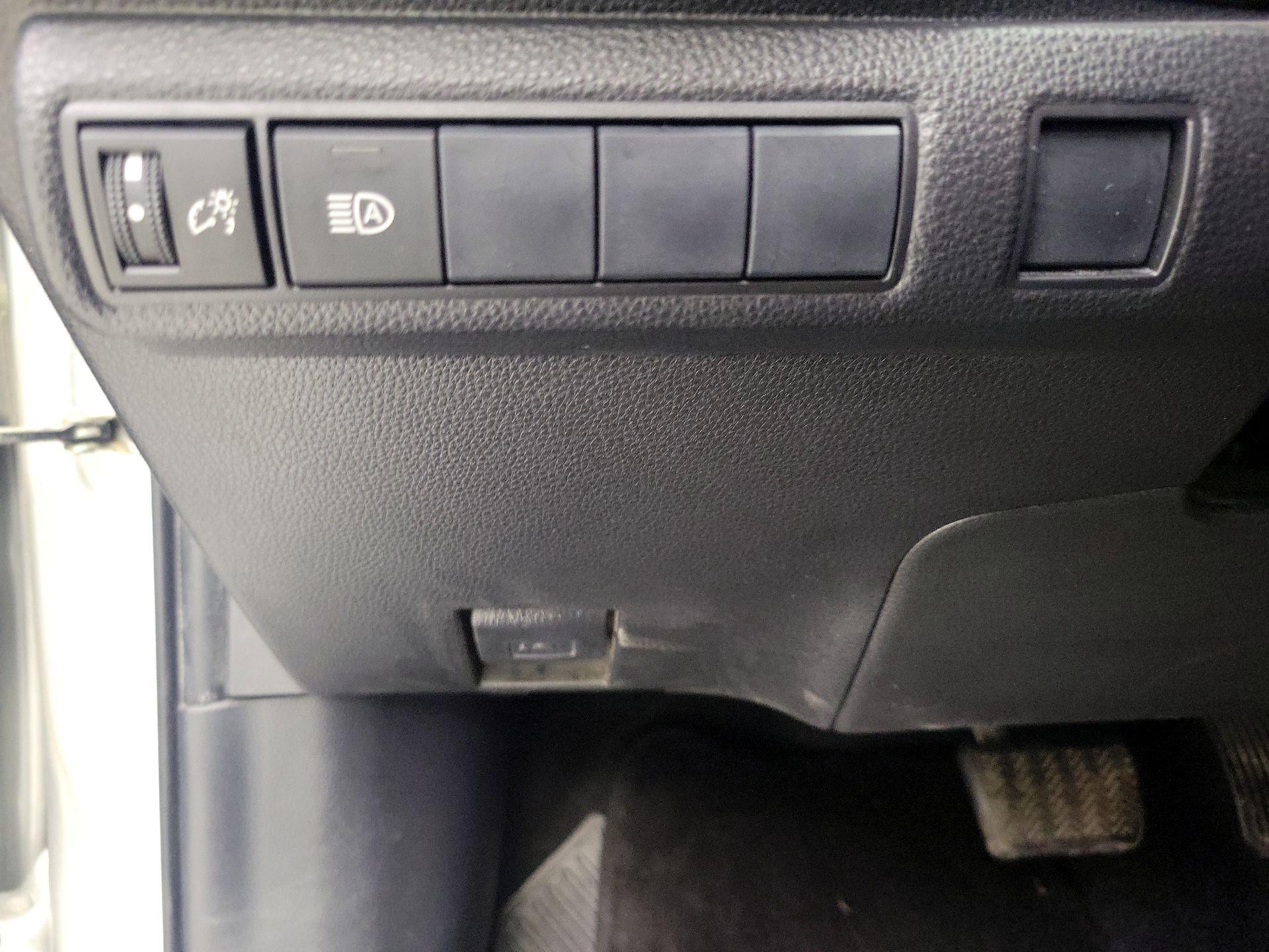 Thumbnail: 2020 Toyota Corolla - 13