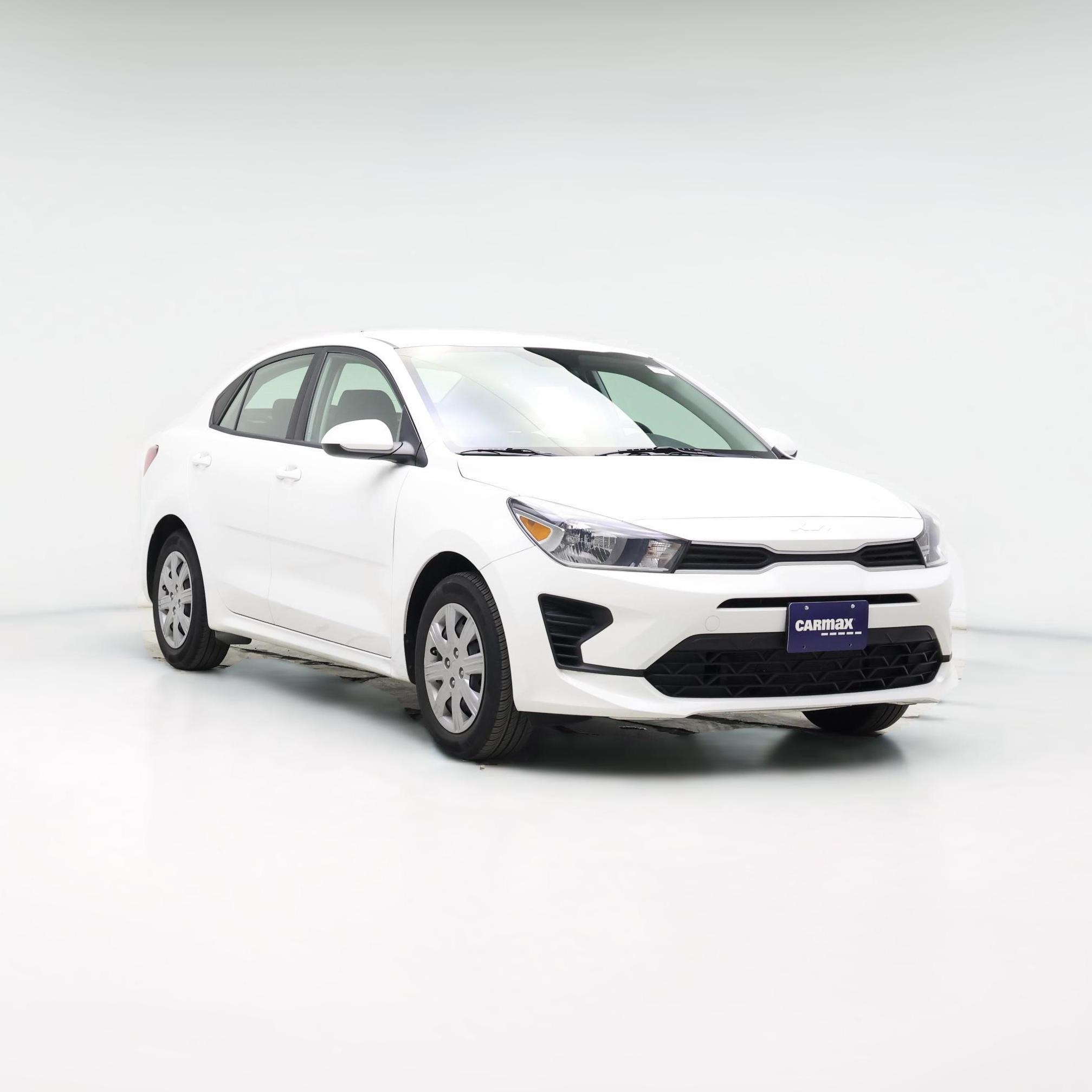 Thumbnail: 2022 Kia Rio - 1