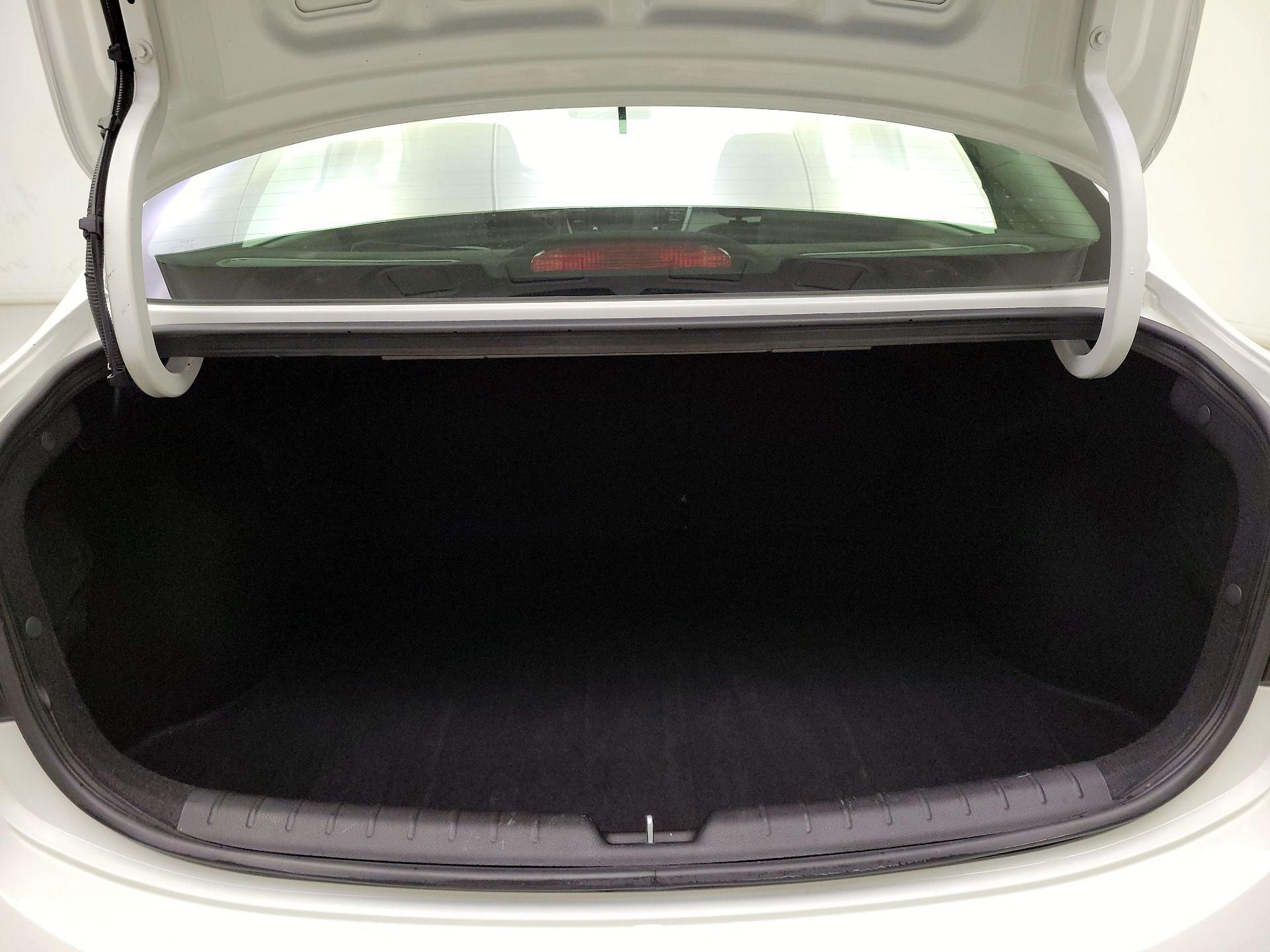 Thumbnail: 2022 Kia Rio - 20