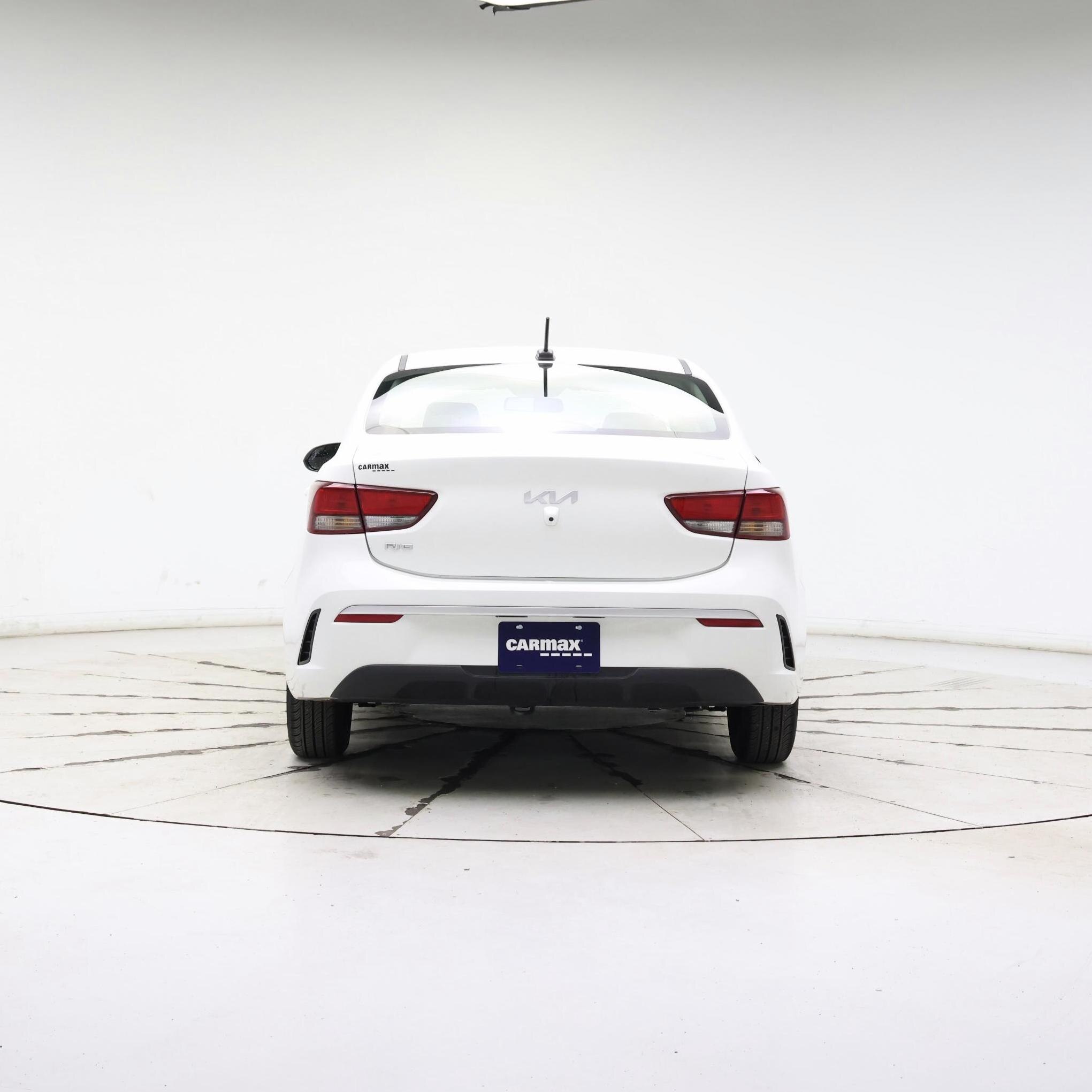 Thumbnail: 2022 Kia Rio - 6