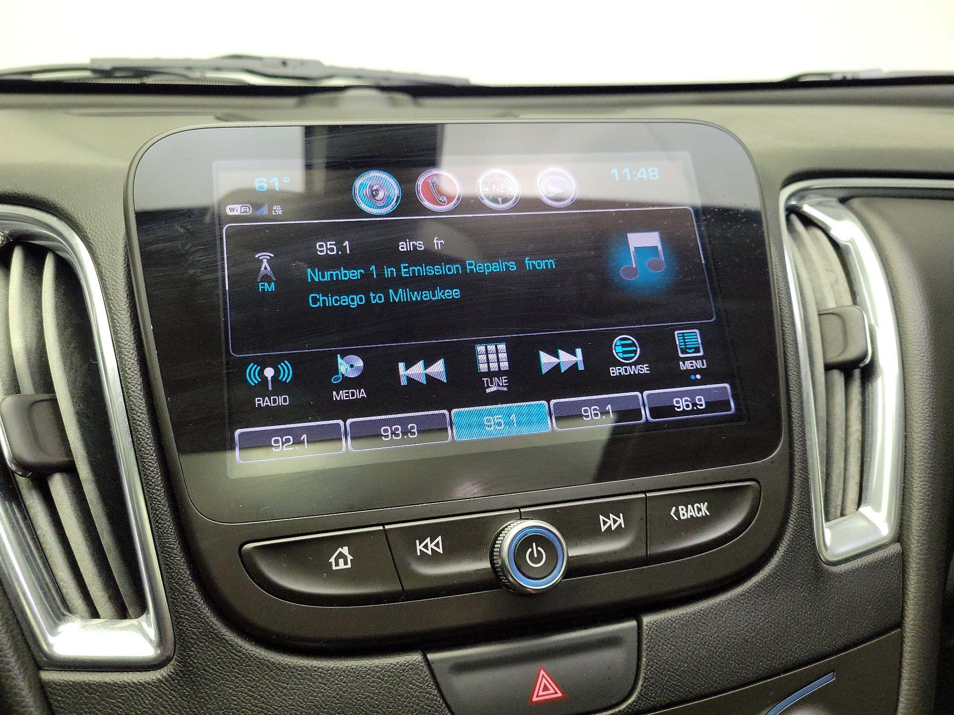 Thumbnail: 2018 Chevrolet Malibu - 15