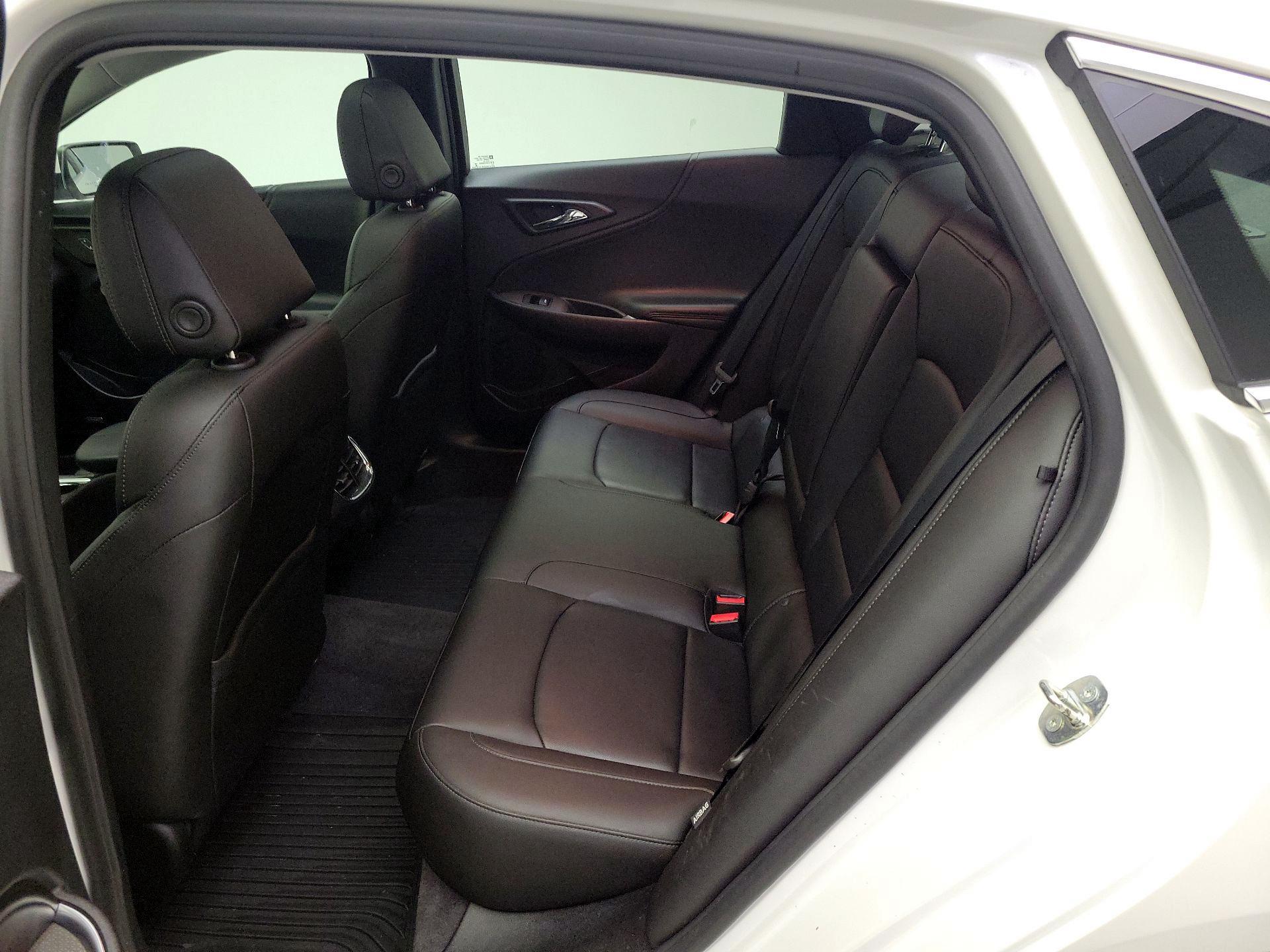 Thumbnail: 2018 Chevrolet Malibu - 20