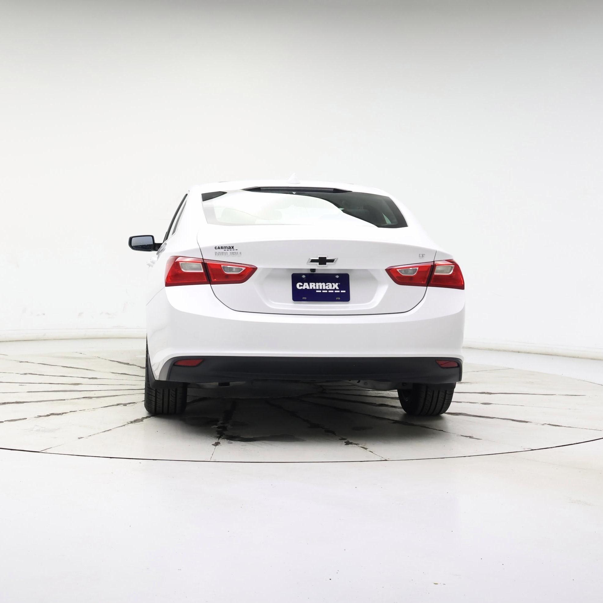 Thumbnail: 2018 Chevrolet Malibu - 6