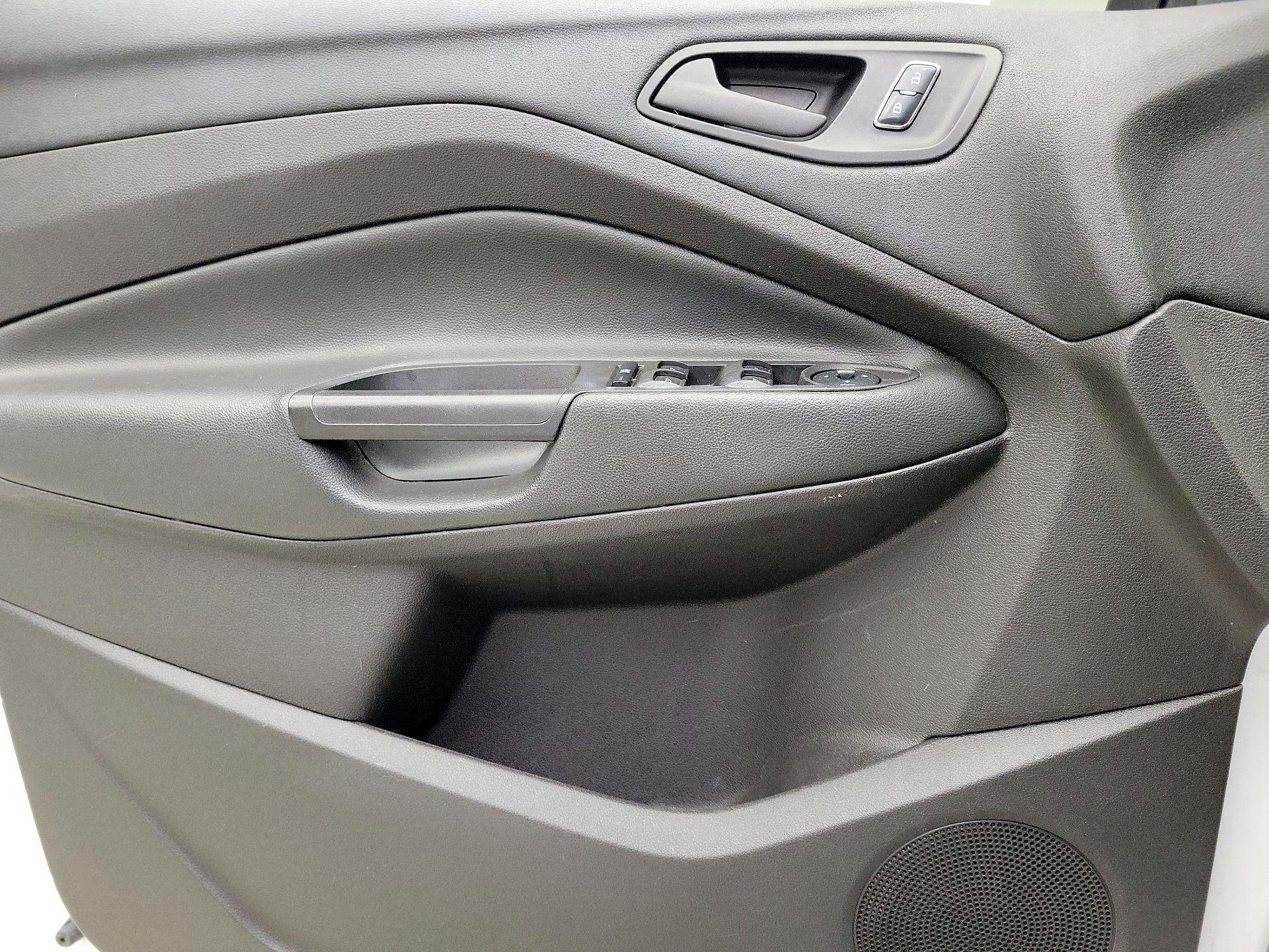 Thumbnail: 2015 Ford Escape - 12