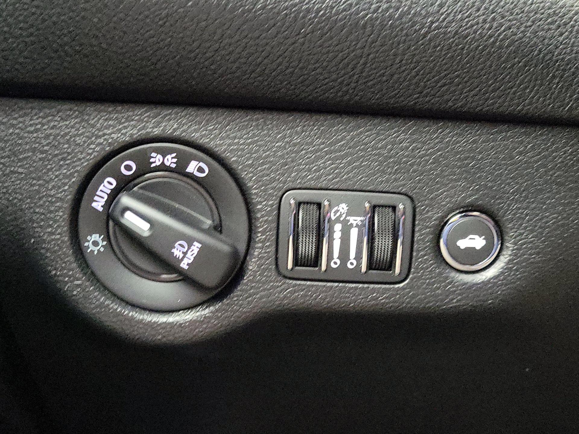 Thumbnail: 2020 Dodge Challenger - 13