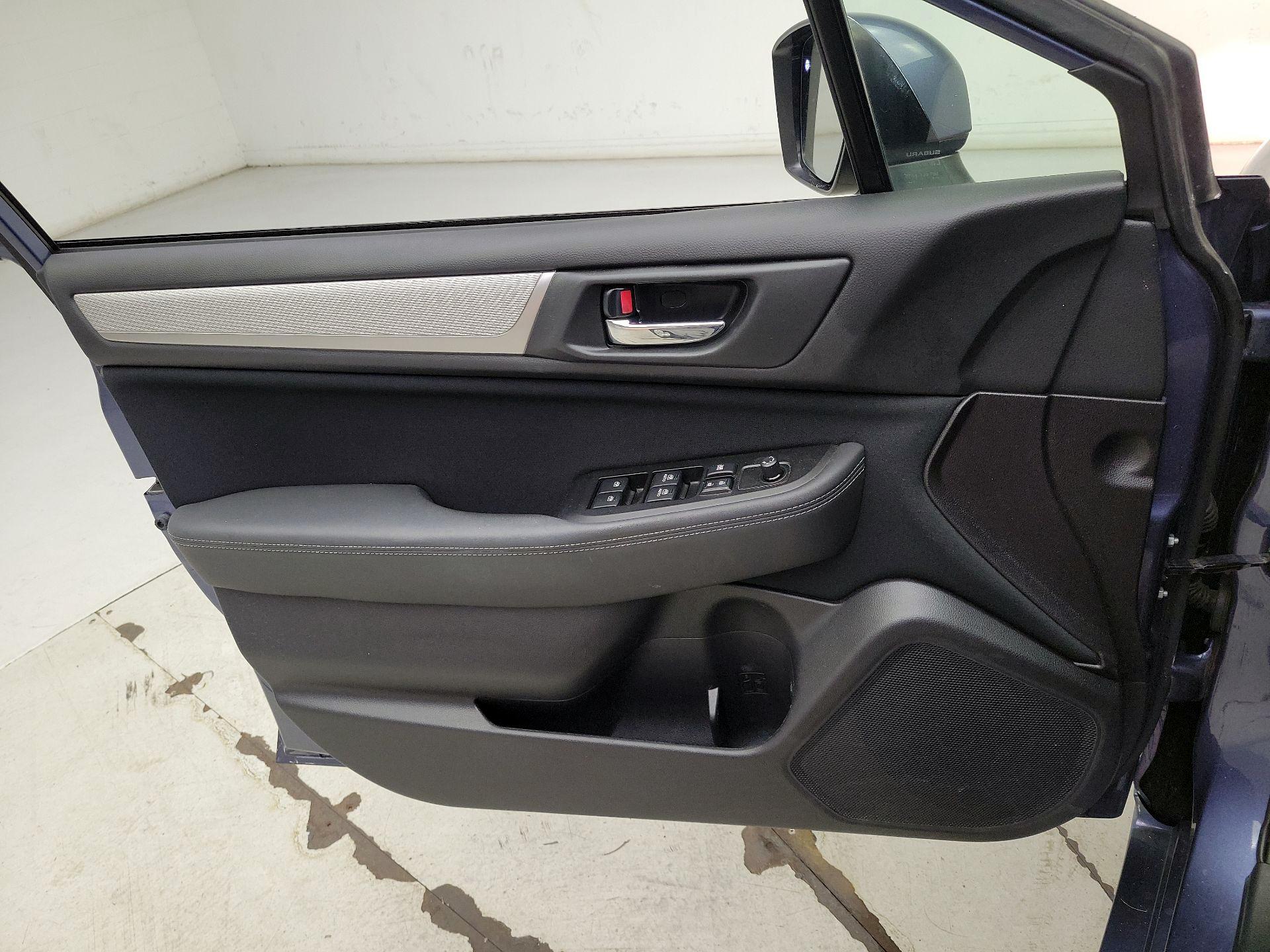 Thumbnail: 2017 Subaru Legacy - 12