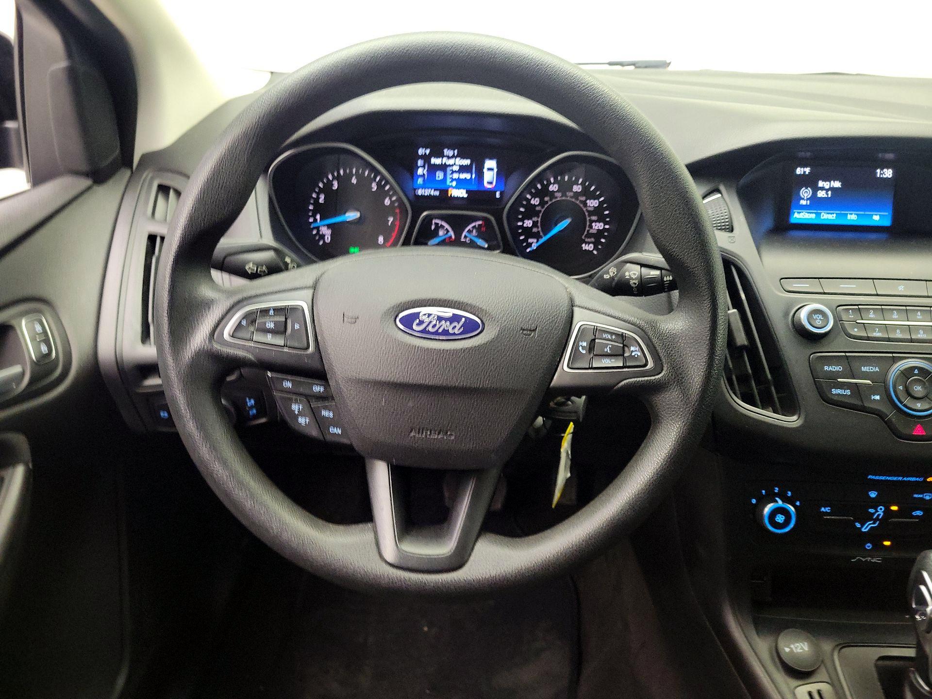 Thumbnail: 2018 Ford Focus - 10