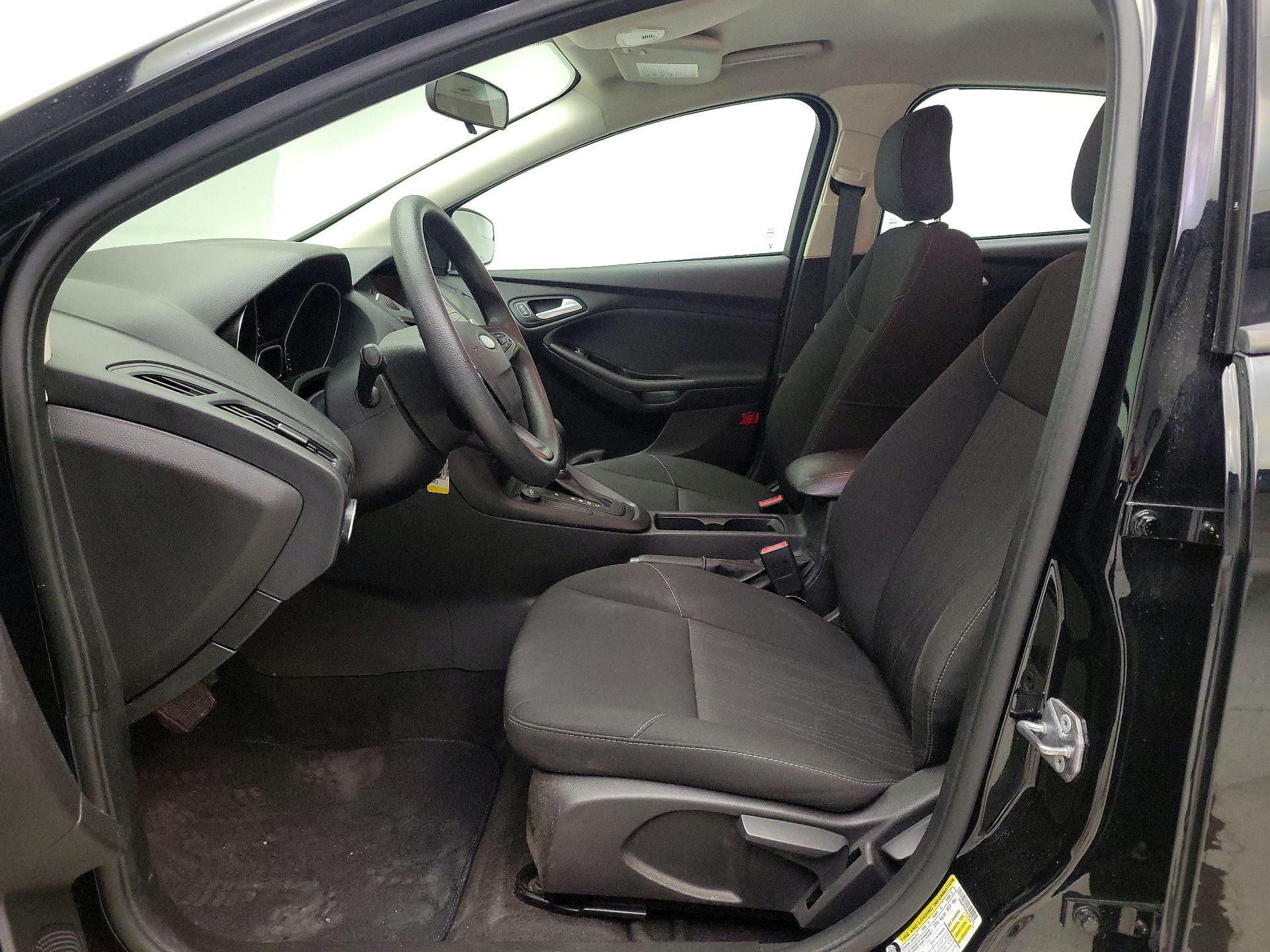 Thumbnail: 2018 Ford Focus - 11