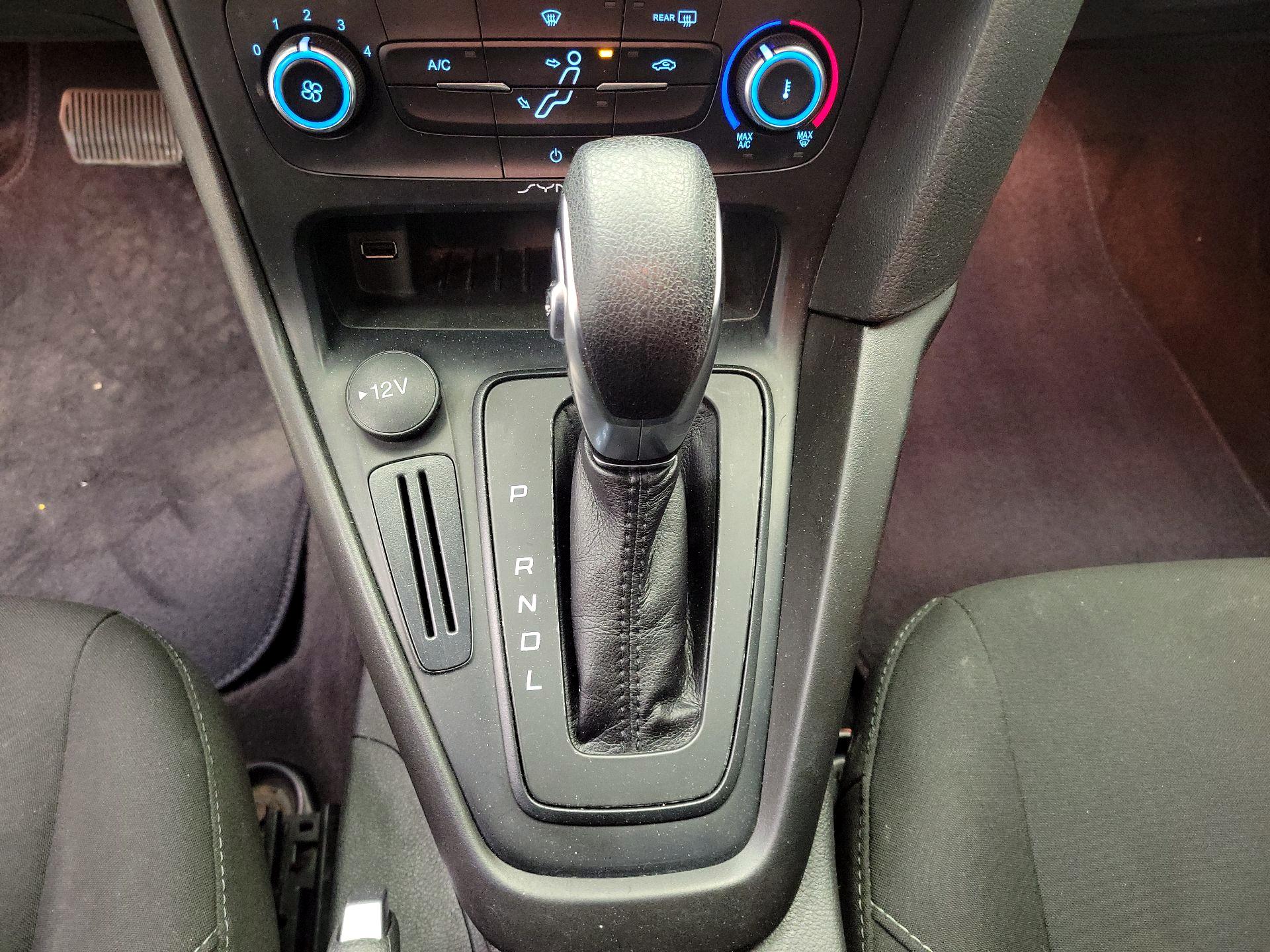 Thumbnail: 2018 Ford Focus - 17