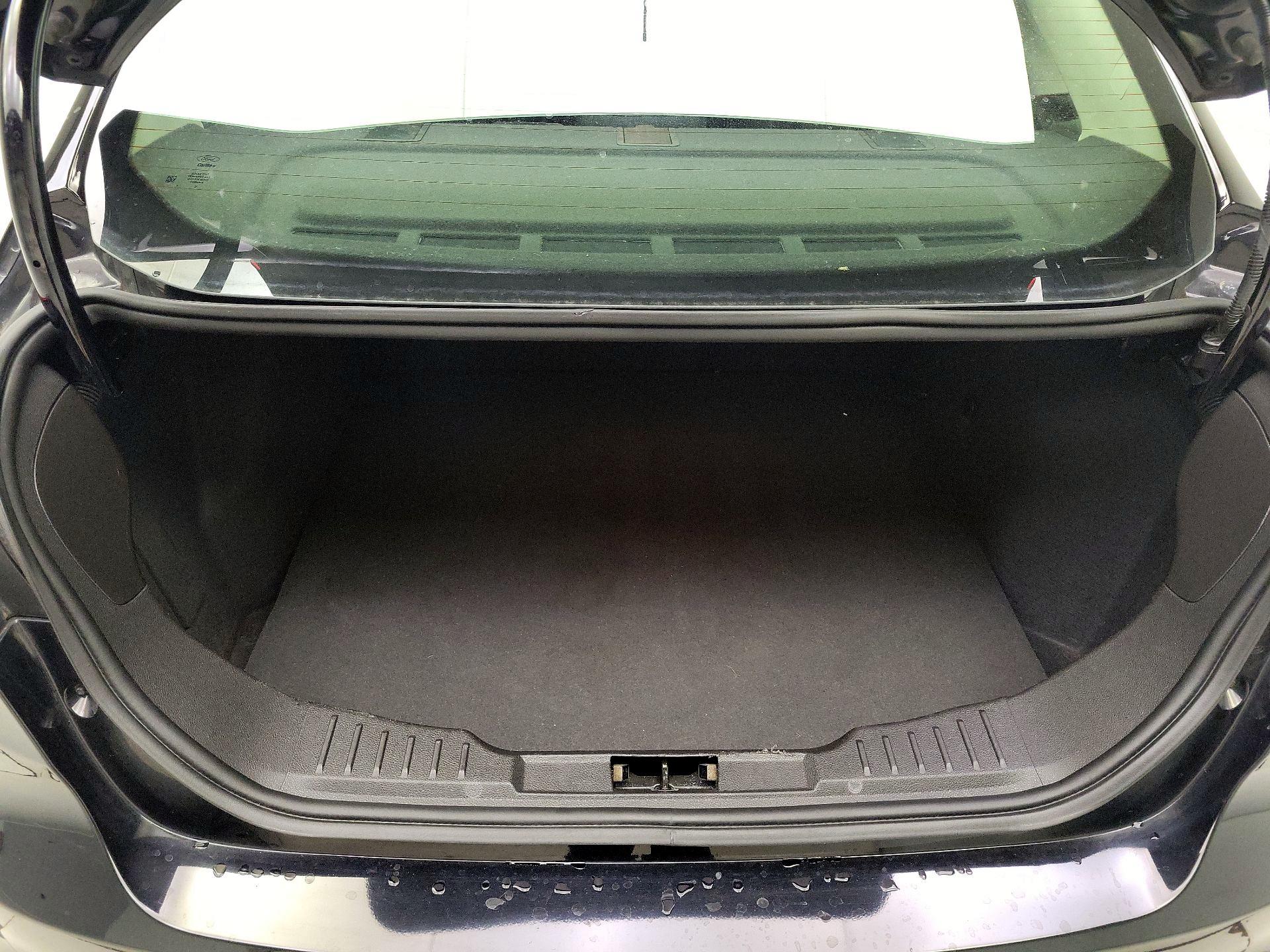 Thumbnail: 2018 Ford Focus - 20