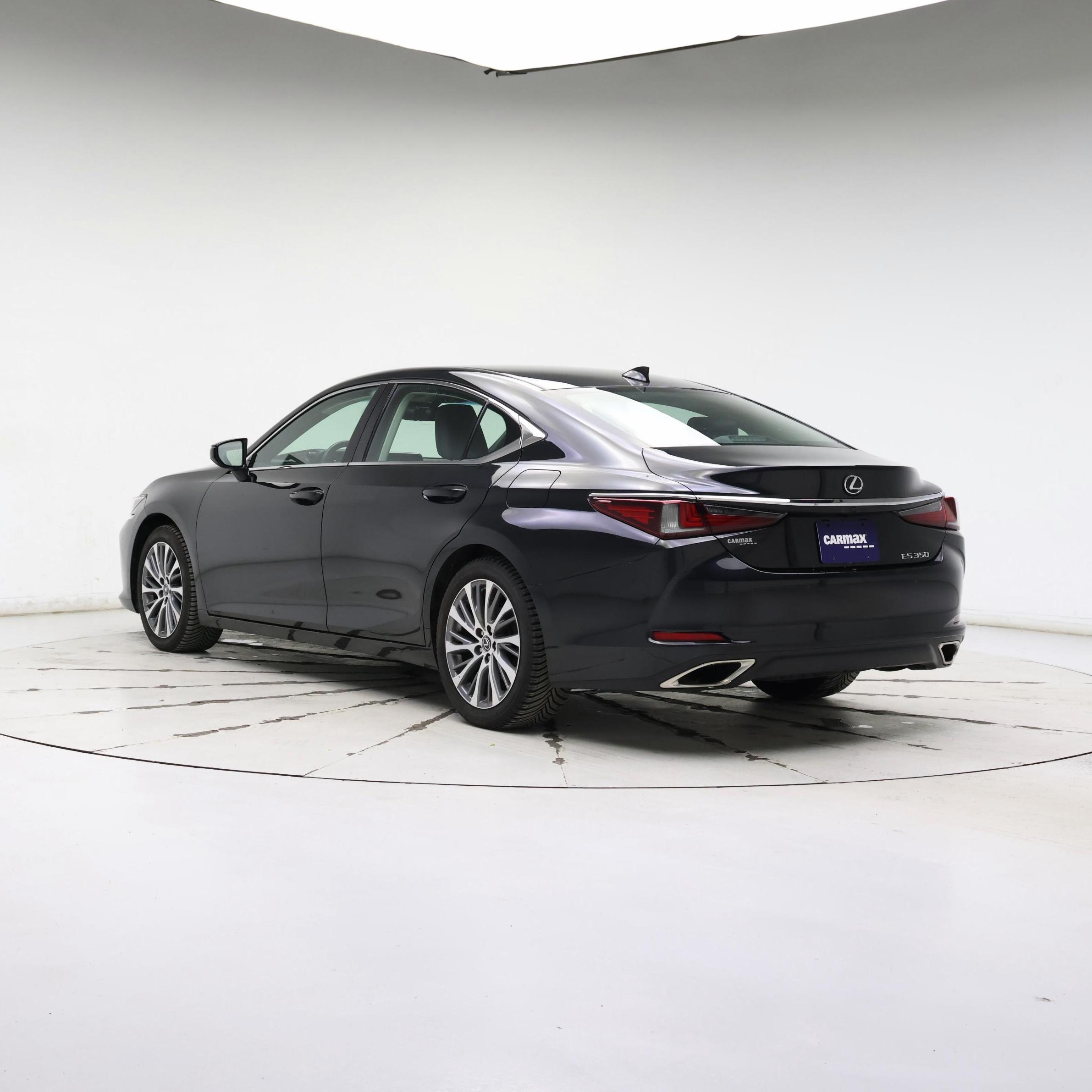 Thumbnail: 2021 Lexus ES - 2