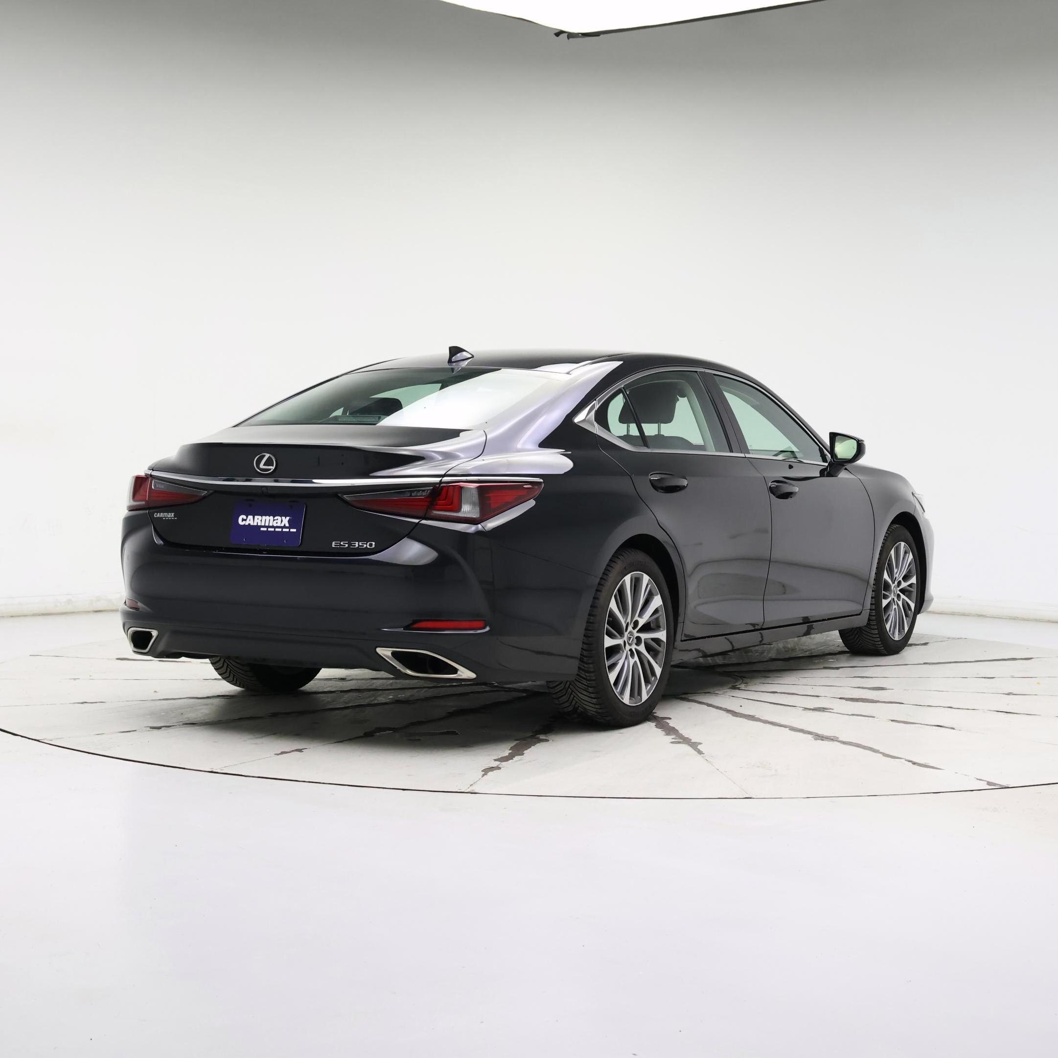 Thumbnail: 2021 Lexus ES - 8