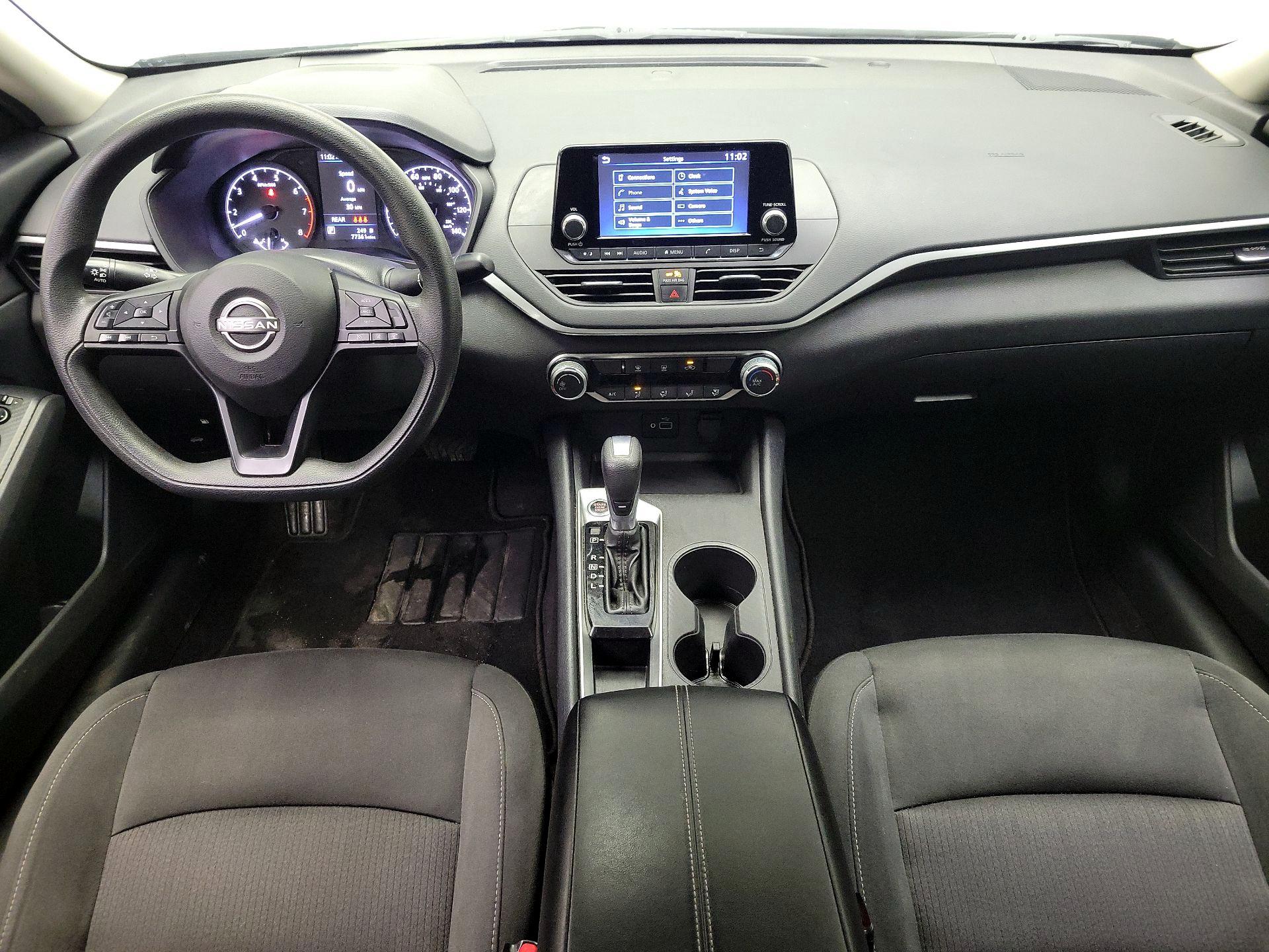 Thumbnail: 2023 Nissan Altima - 9