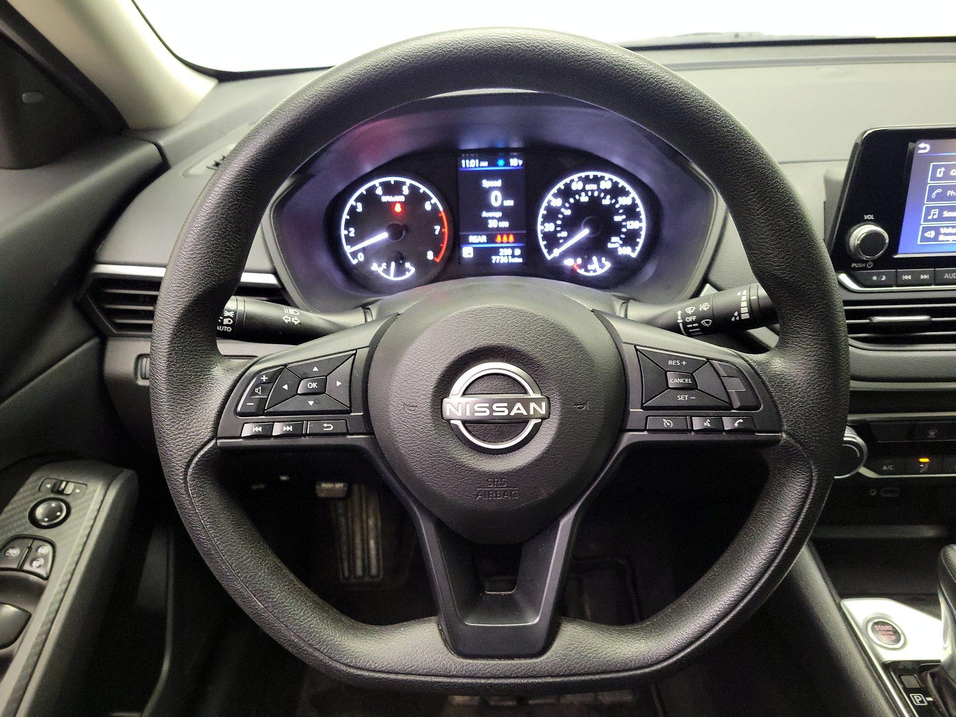 Thumbnail: 2023 Nissan Altima - 10