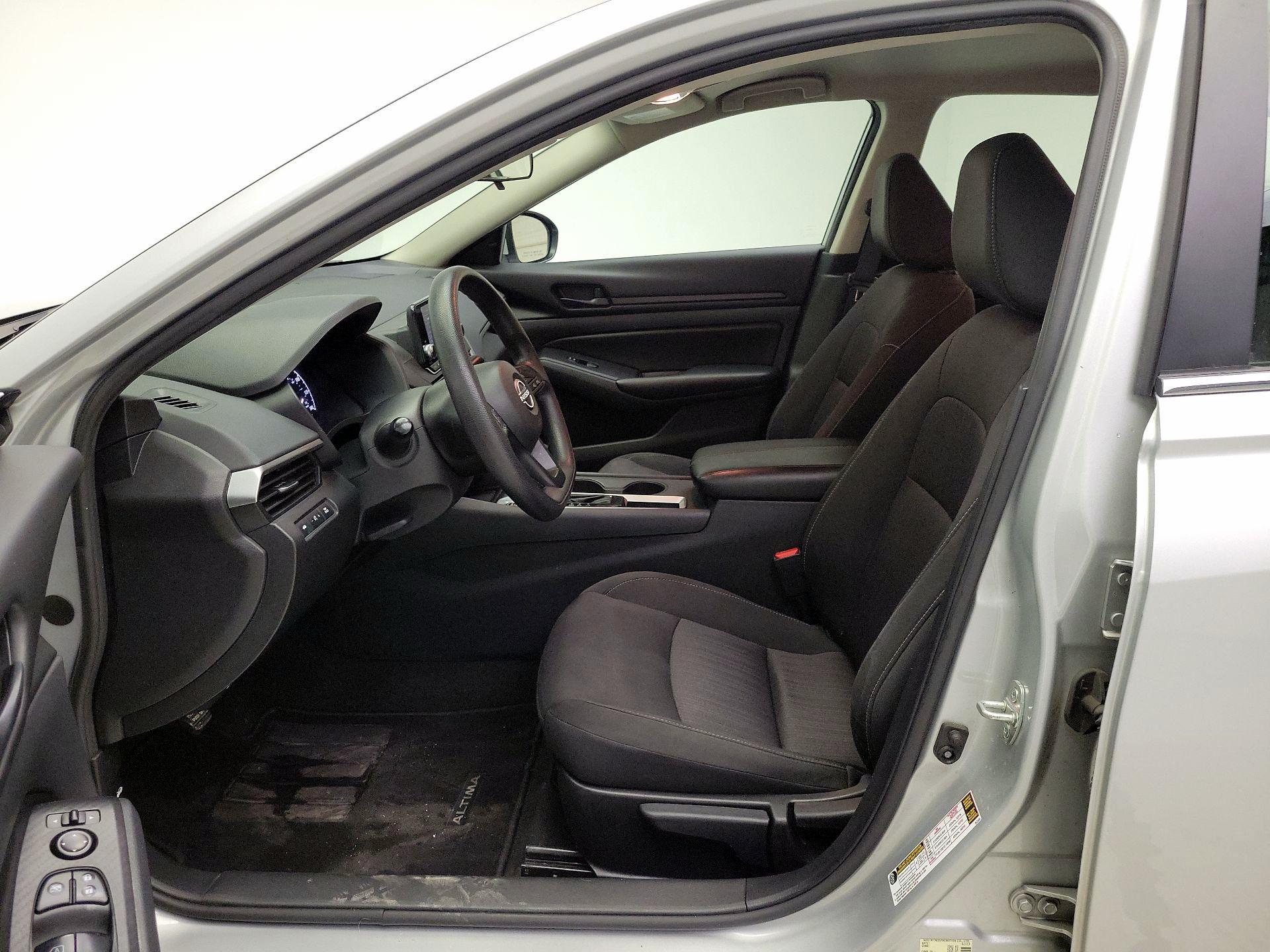 Thumbnail: 2023 Nissan Altima - 11