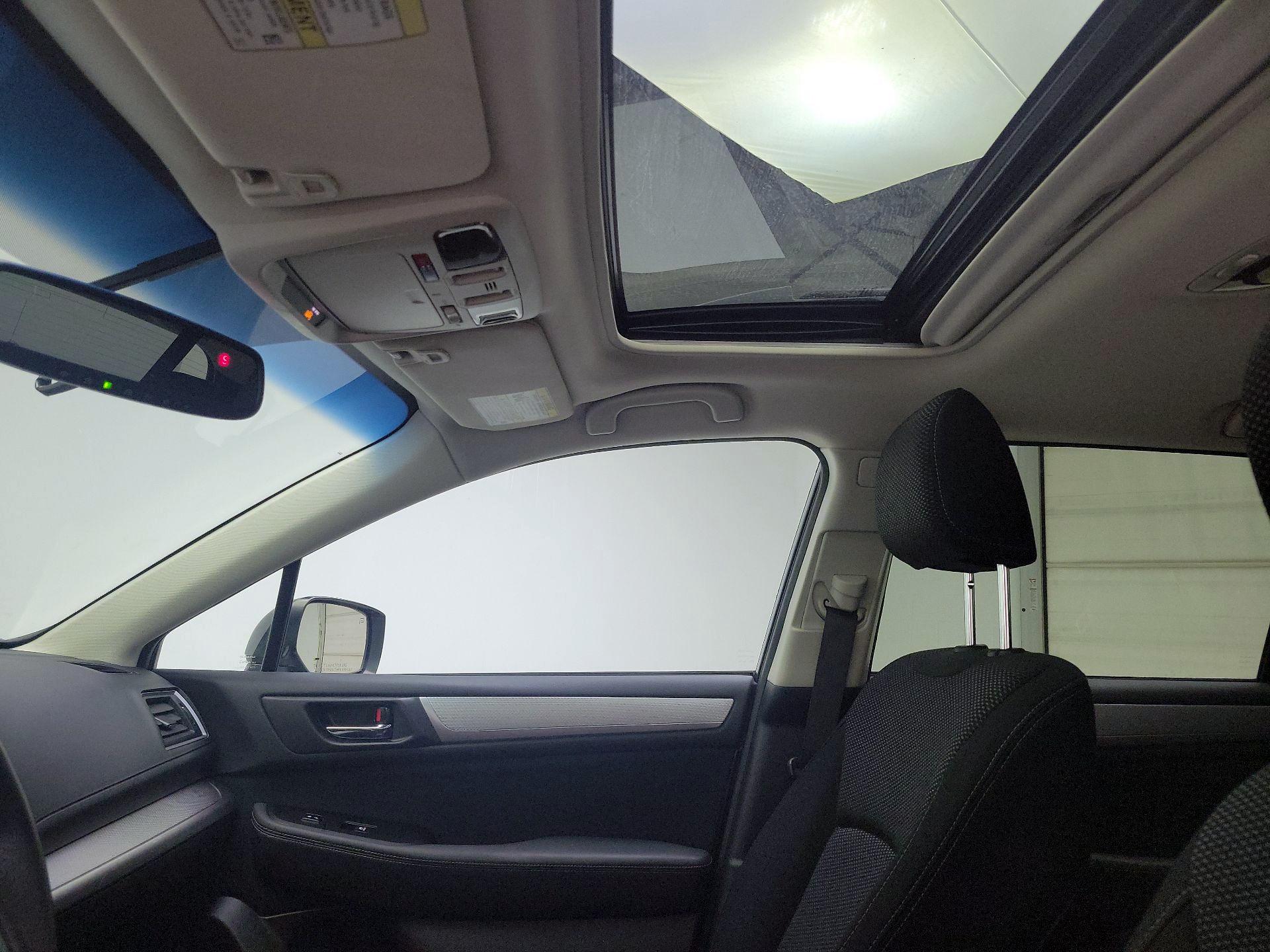 Thumbnail: 2017 Subaru Outback - 18