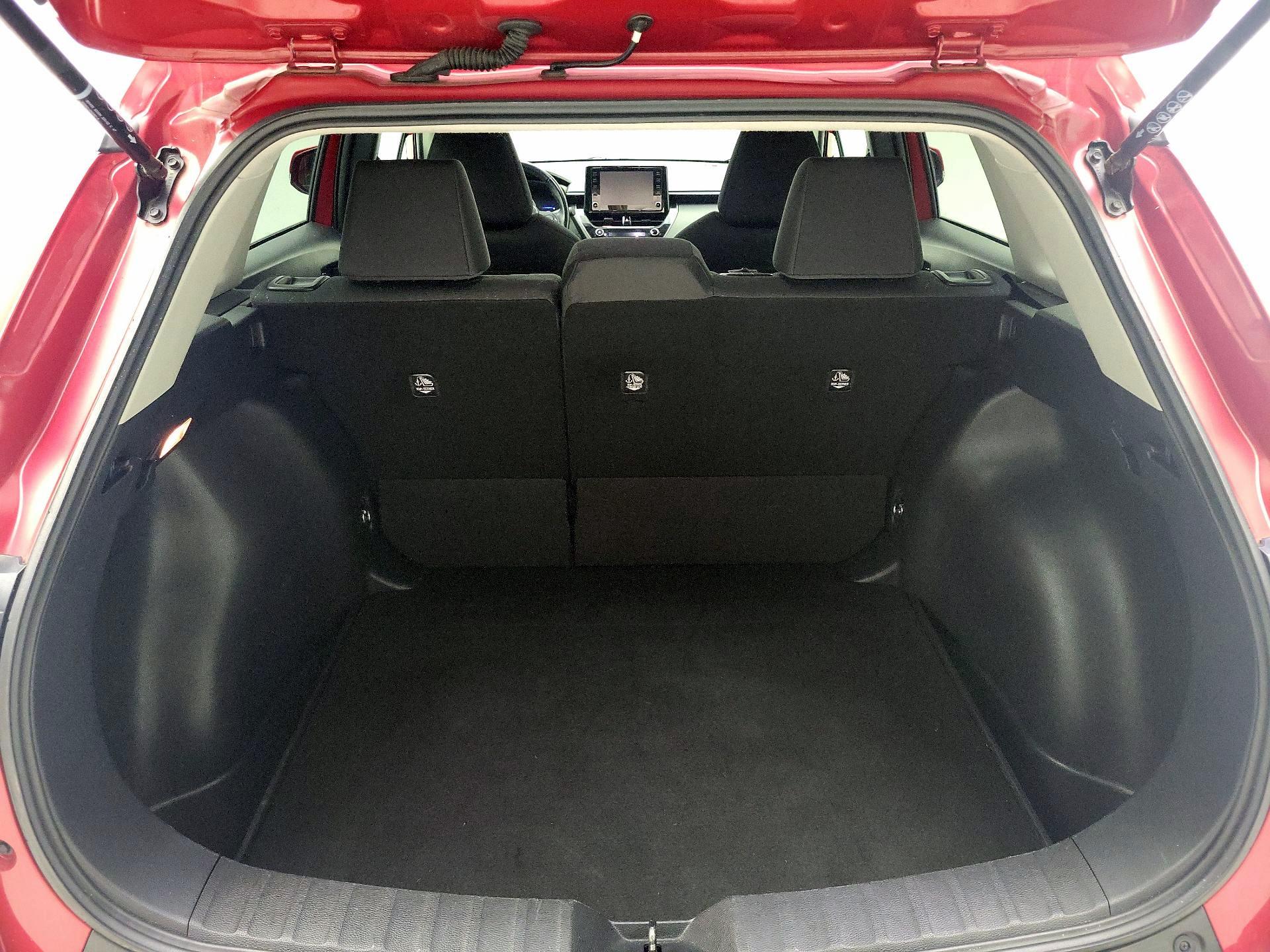 Thumbnail: 2022 Toyota Corolla Cross - 19