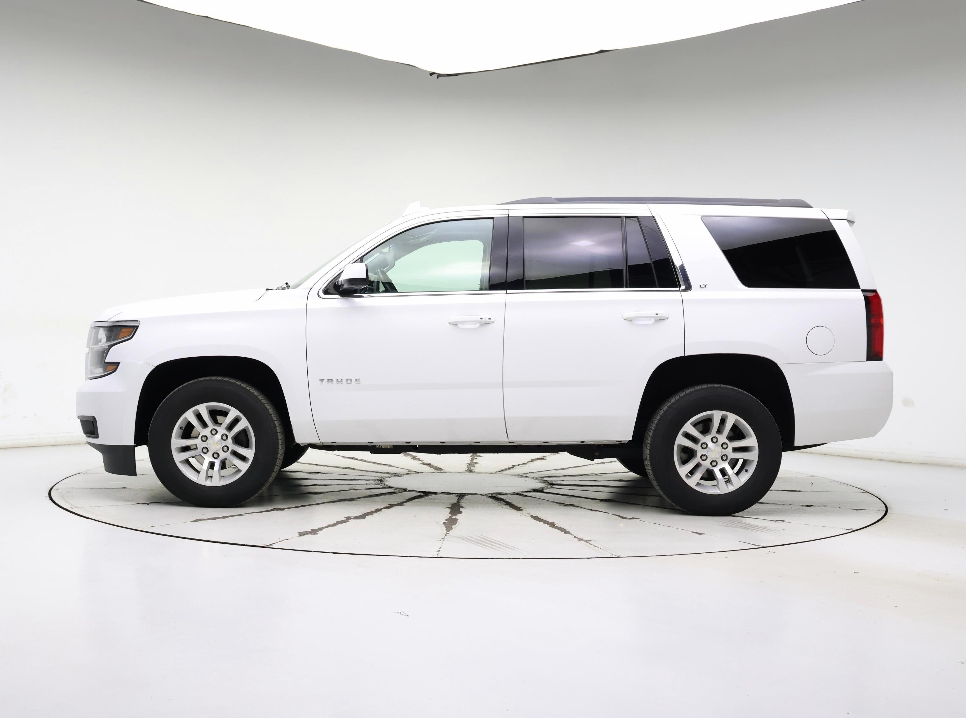 Thumbnail: 2020 Chevrolet Tahoe - 3