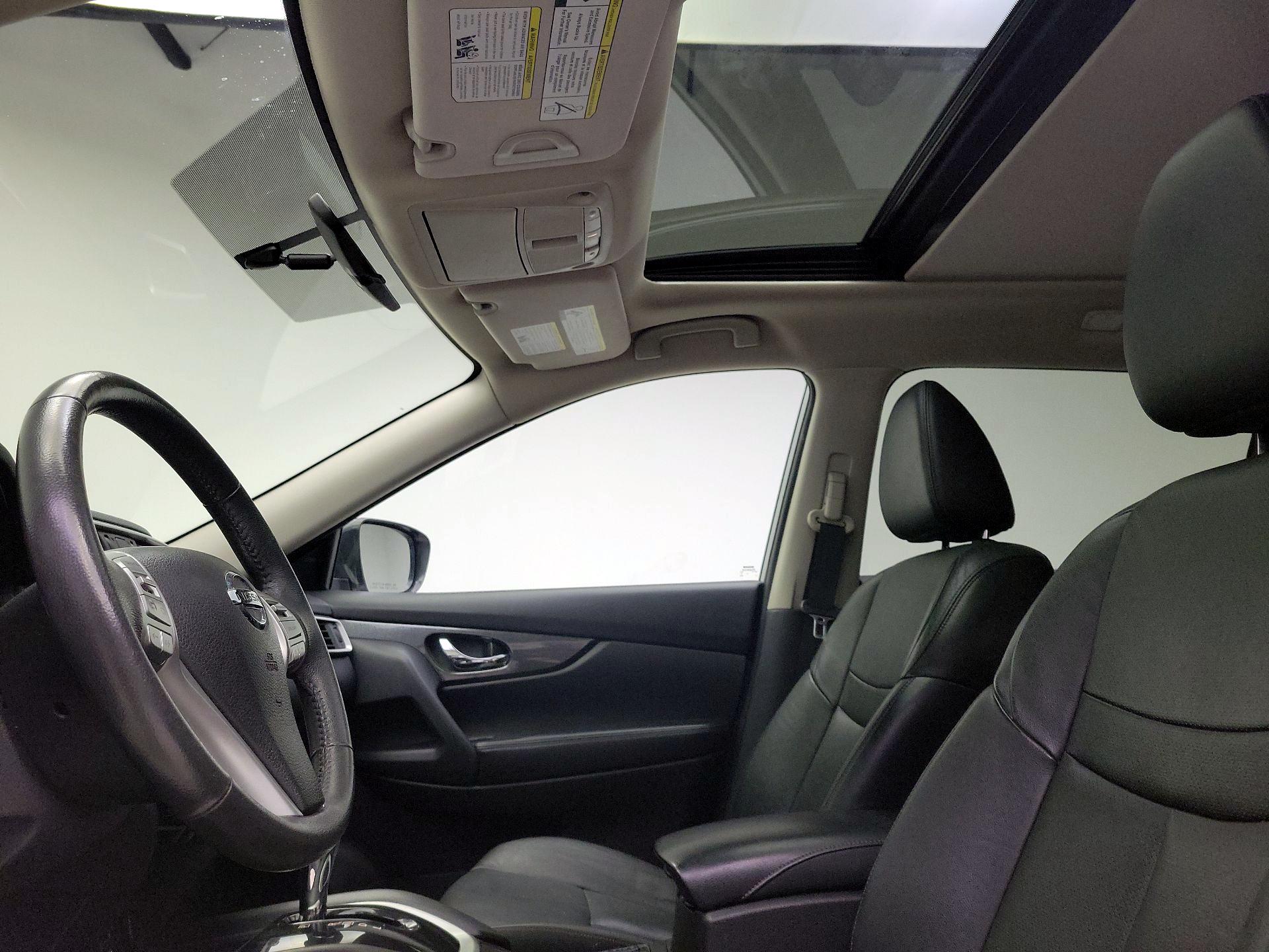 Thumbnail: 2015 Nissan Rogue - 20