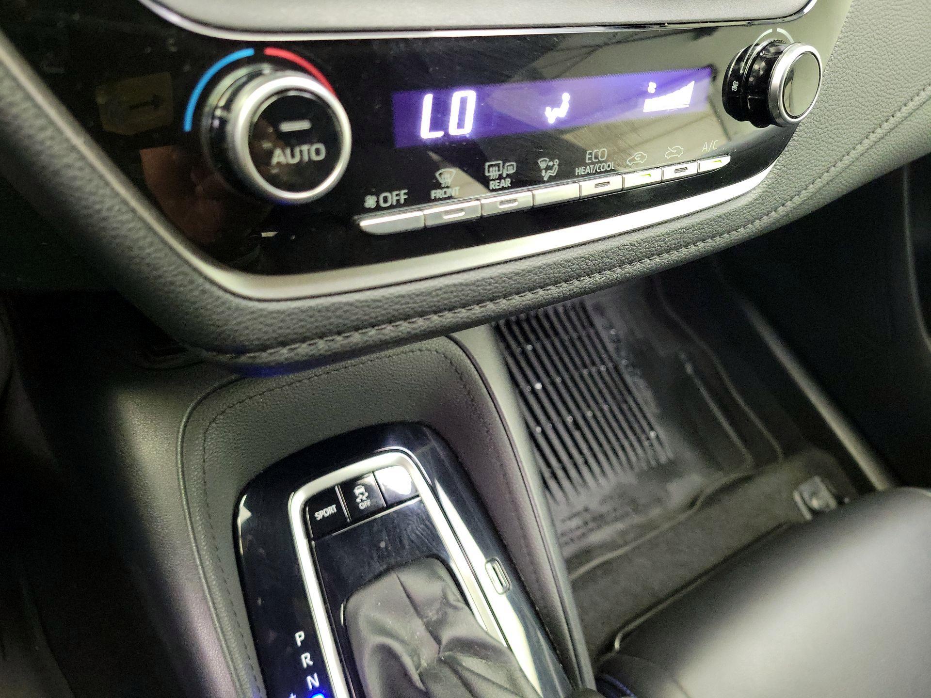 Thumbnail: 2020 Toyota Corolla - 16