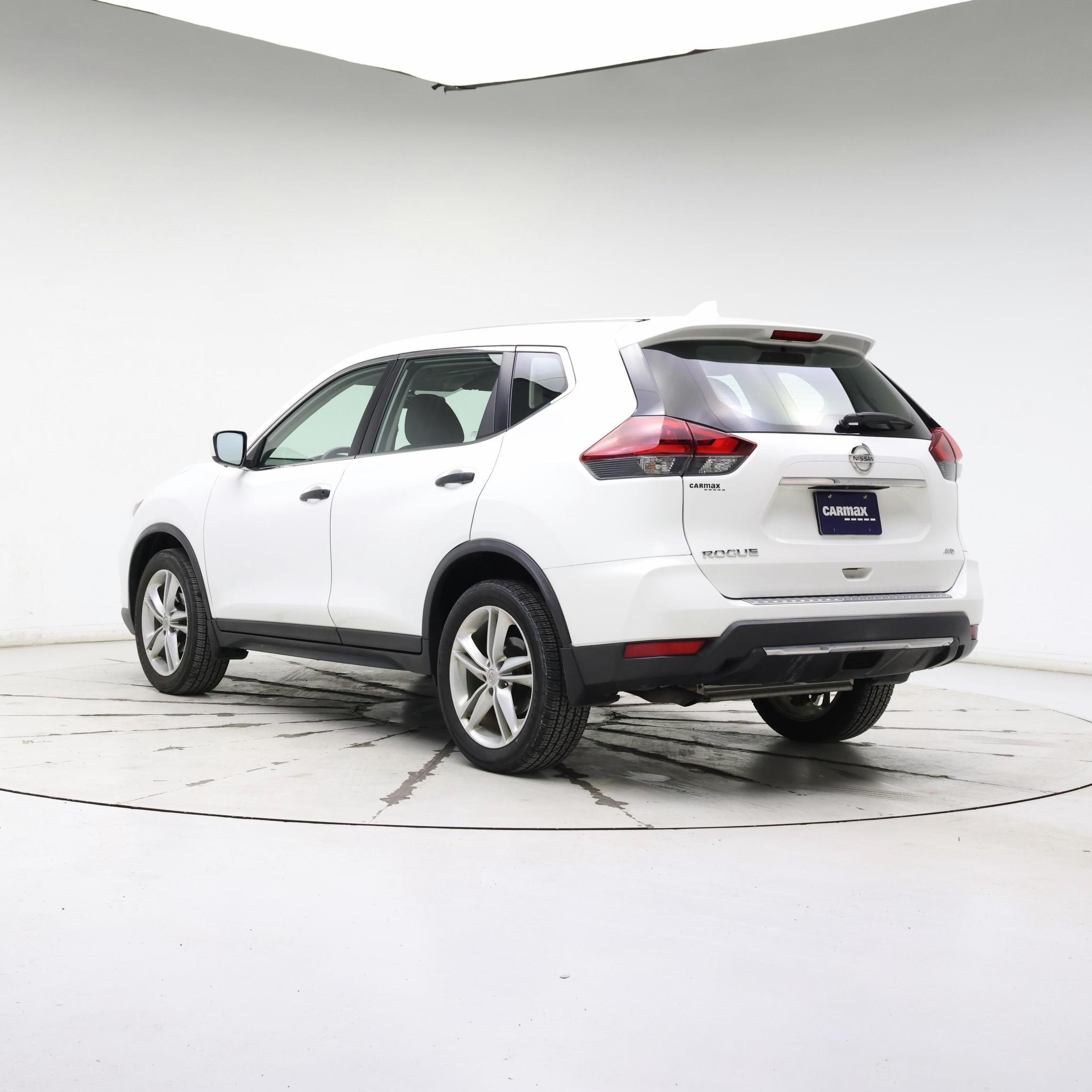 Thumbnail: 2018 Nissan Rogue - 2