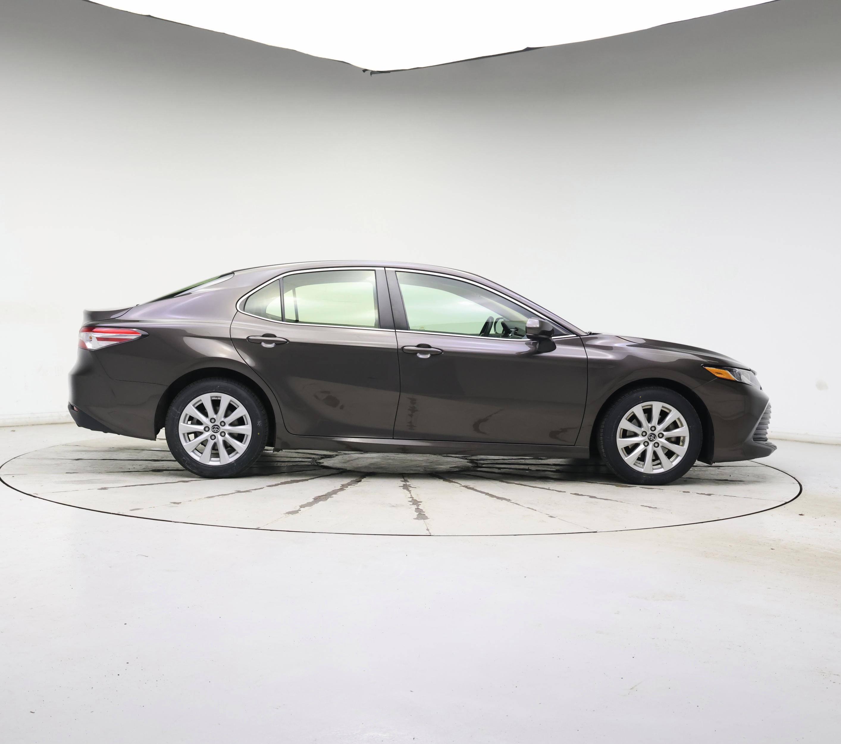 Thumbnail: 2018 Toyota Camry - 7