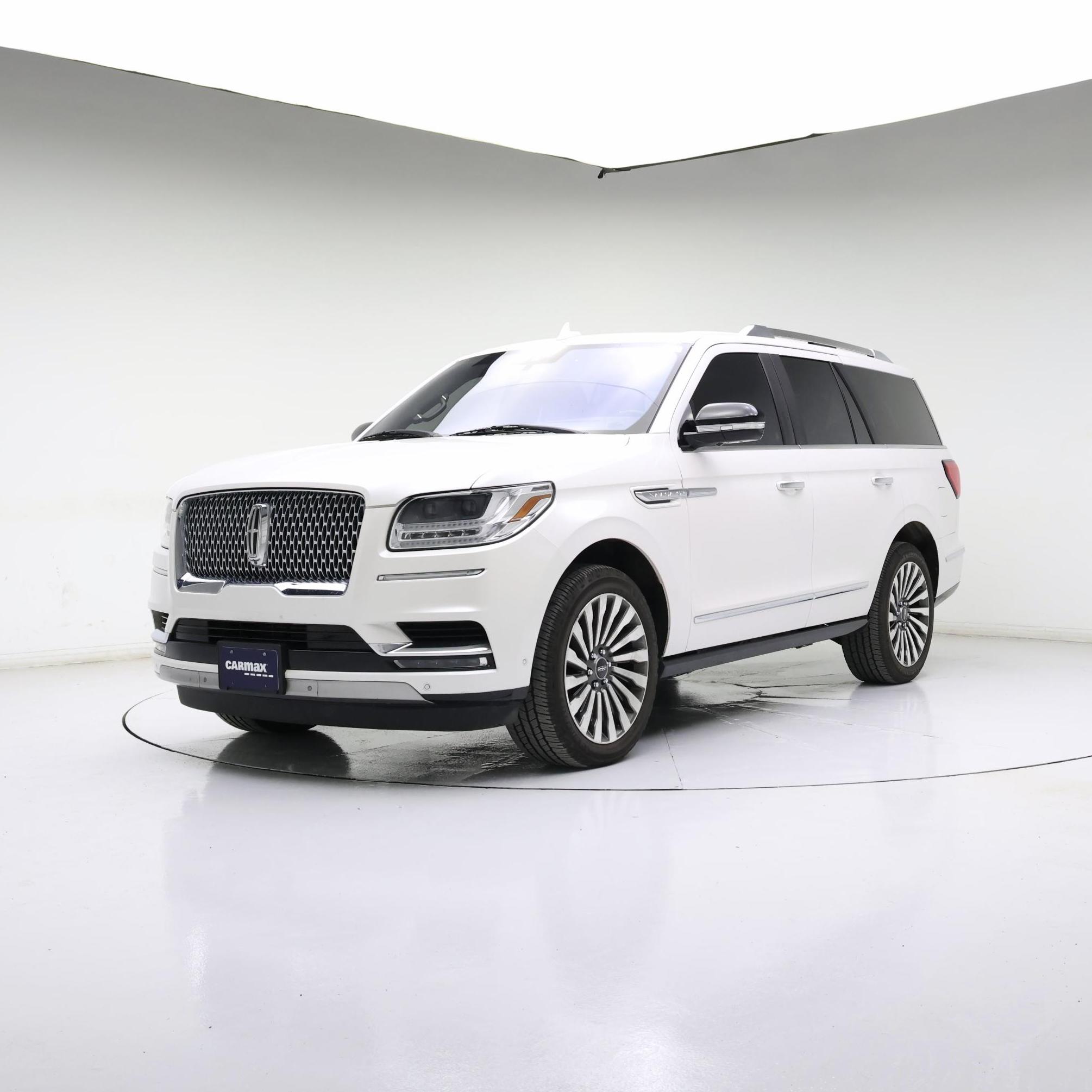 Thumbnail: 2018 Lincoln Navigator - 4