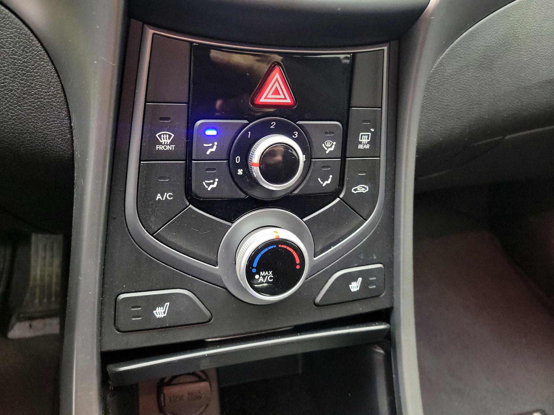 Thumbnail: 2014 Hyundai Elantra - 15