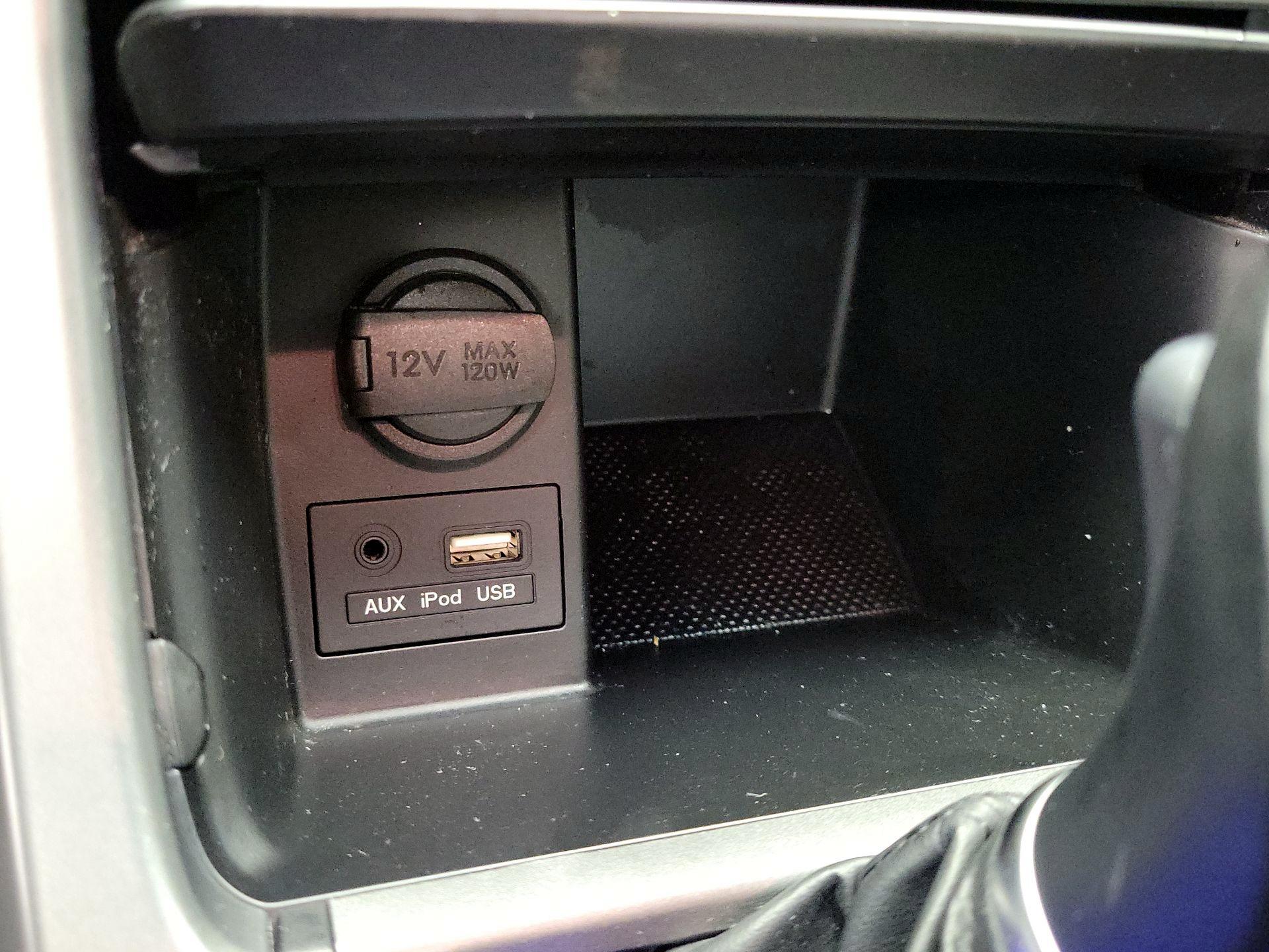 Thumbnail: 2014 Hyundai Elantra - 17