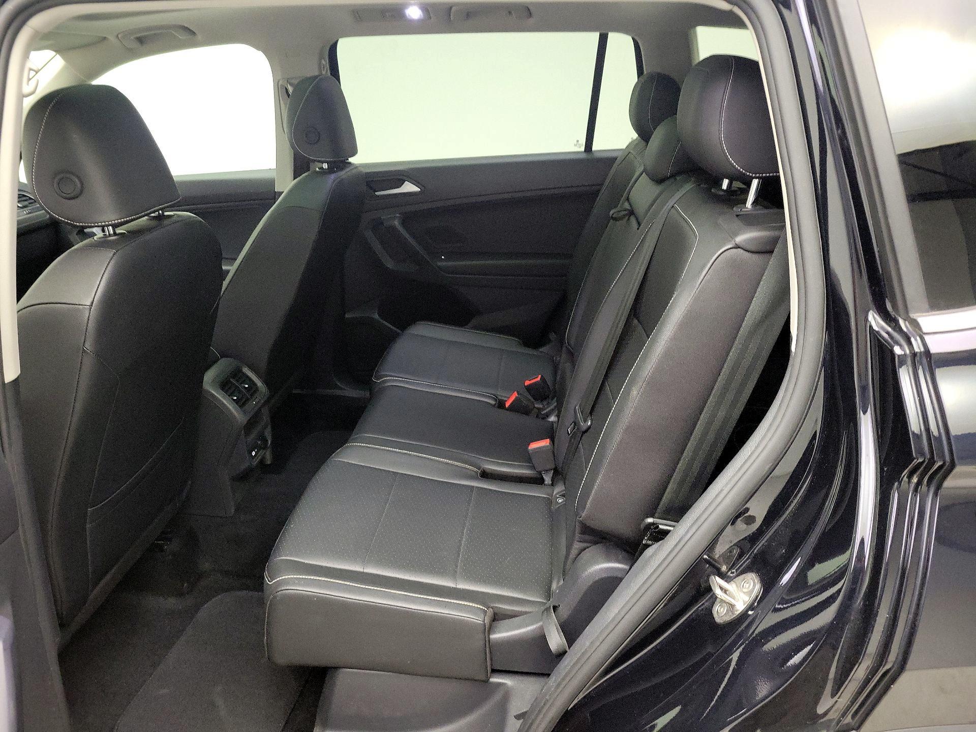 Thumbnail: 2021 Volkswagen Tiguan - 20