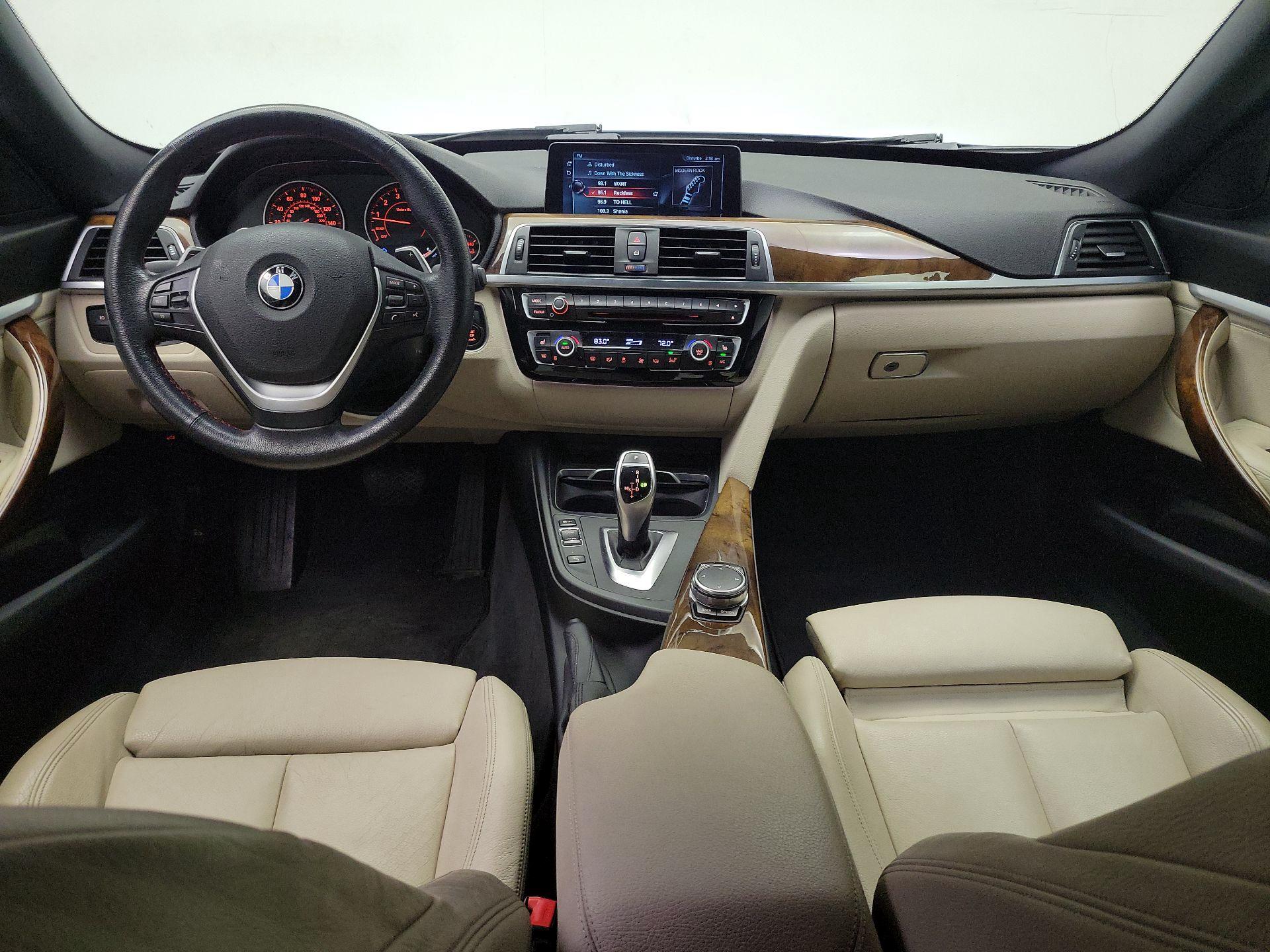 Thumbnail: 2017 BMW 3 Series - 9